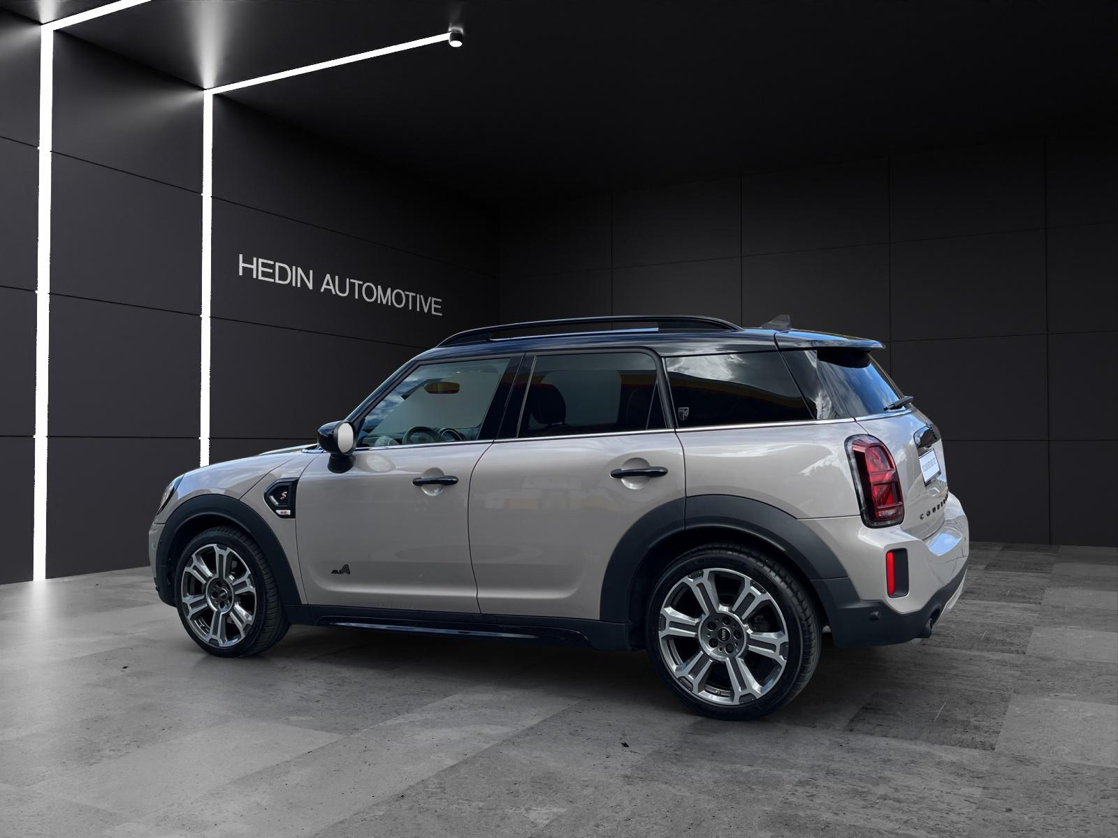 MINI Countryman F60 2.0i Cooper S ALL4-image-2