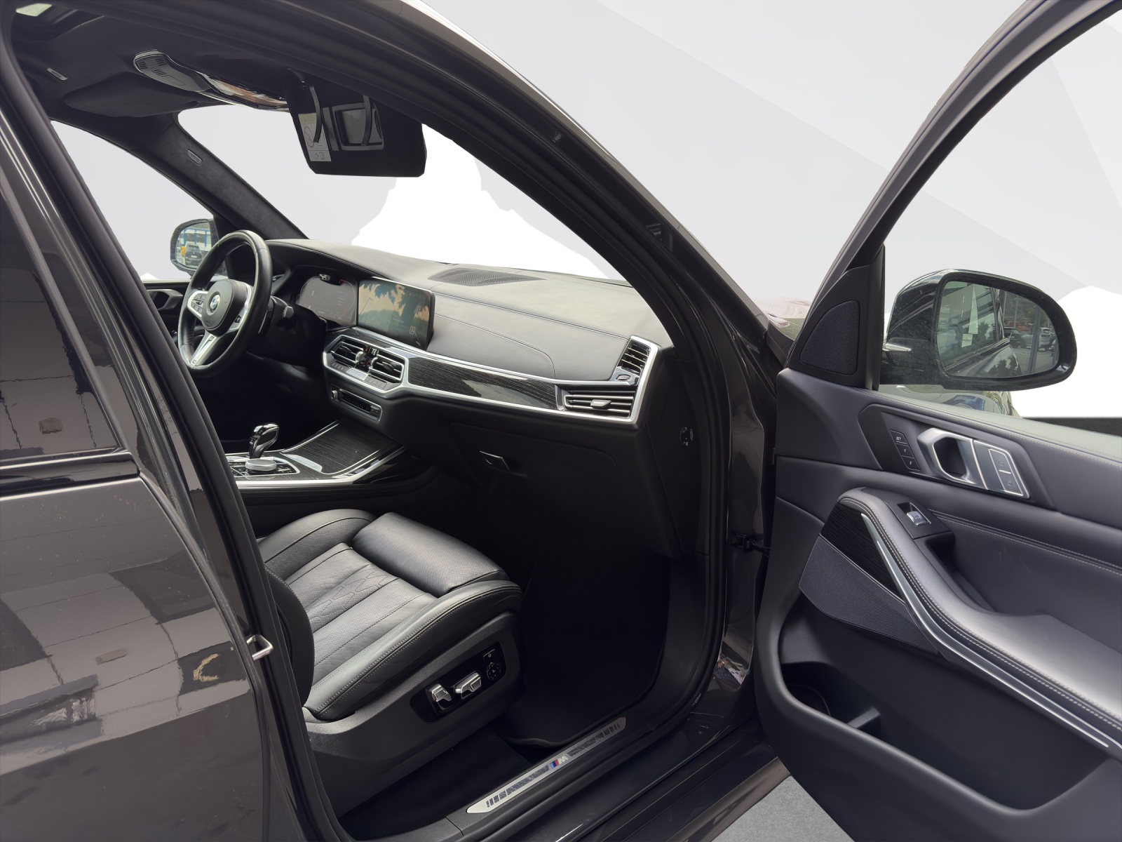 BMW X7 40d xDrive-image-16