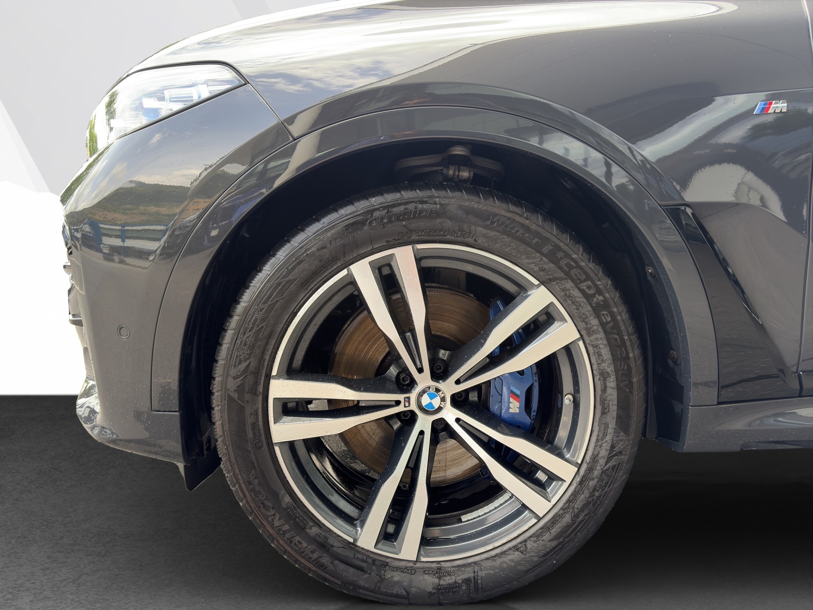 BMW X7 40d xDrive-image-21