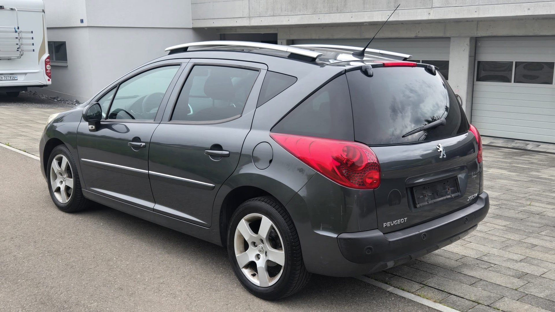 PEUGEOT 207 SW 1.6 16V Trendy Clim-image-7