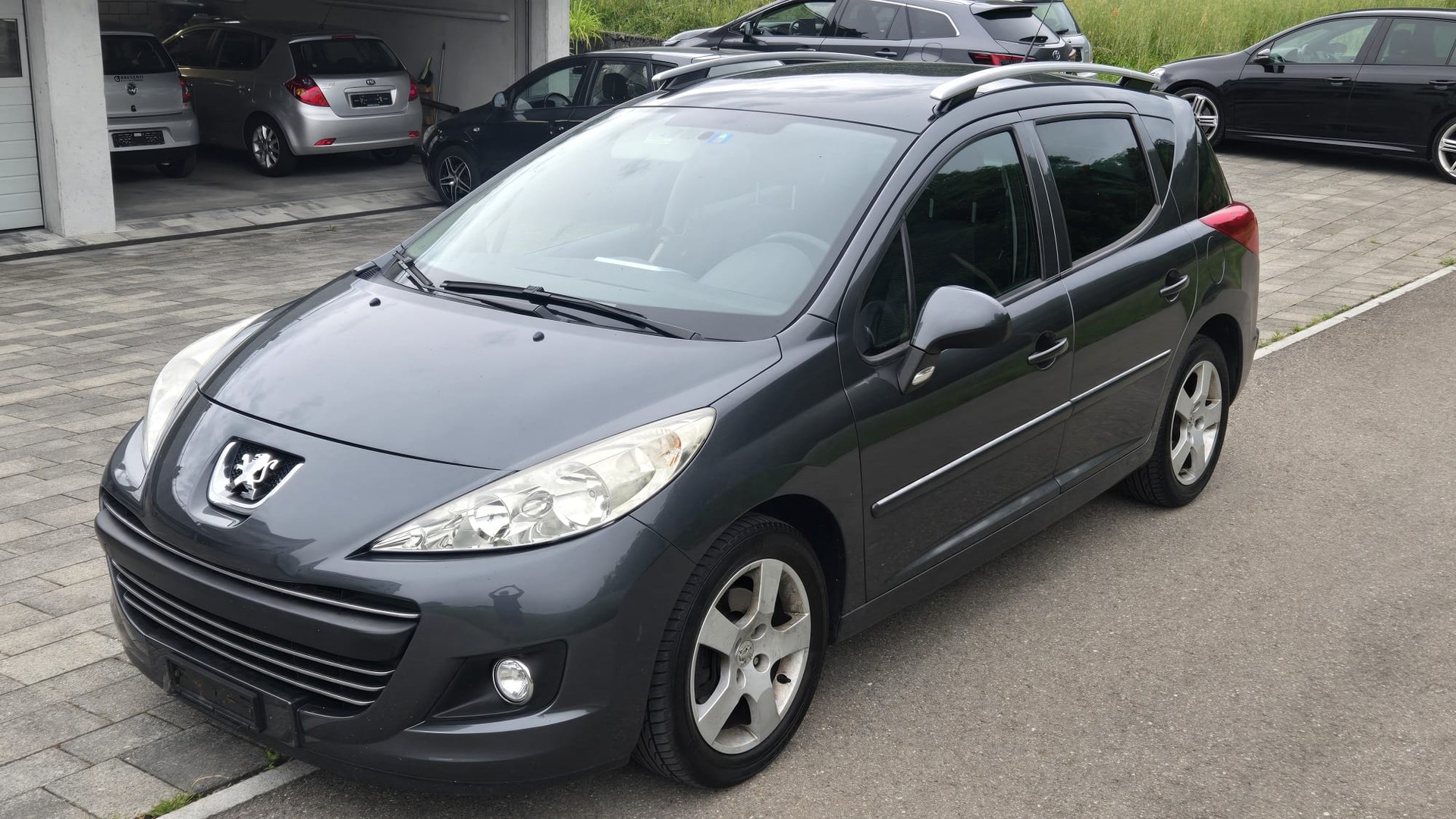 PEUGEOT 207 SW 1.6 16V Trendy Clim-image-1