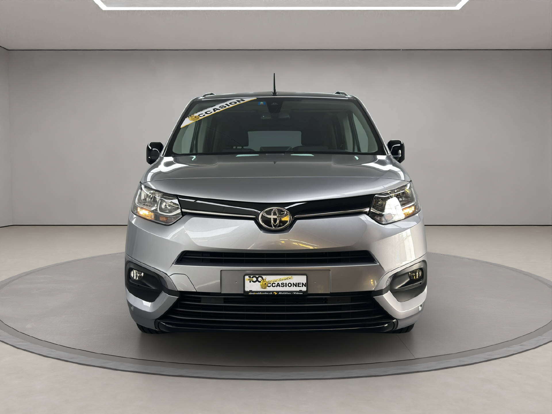 TOYOTA Proace City Verso L1 1.5 HDi 130 Style-image-4