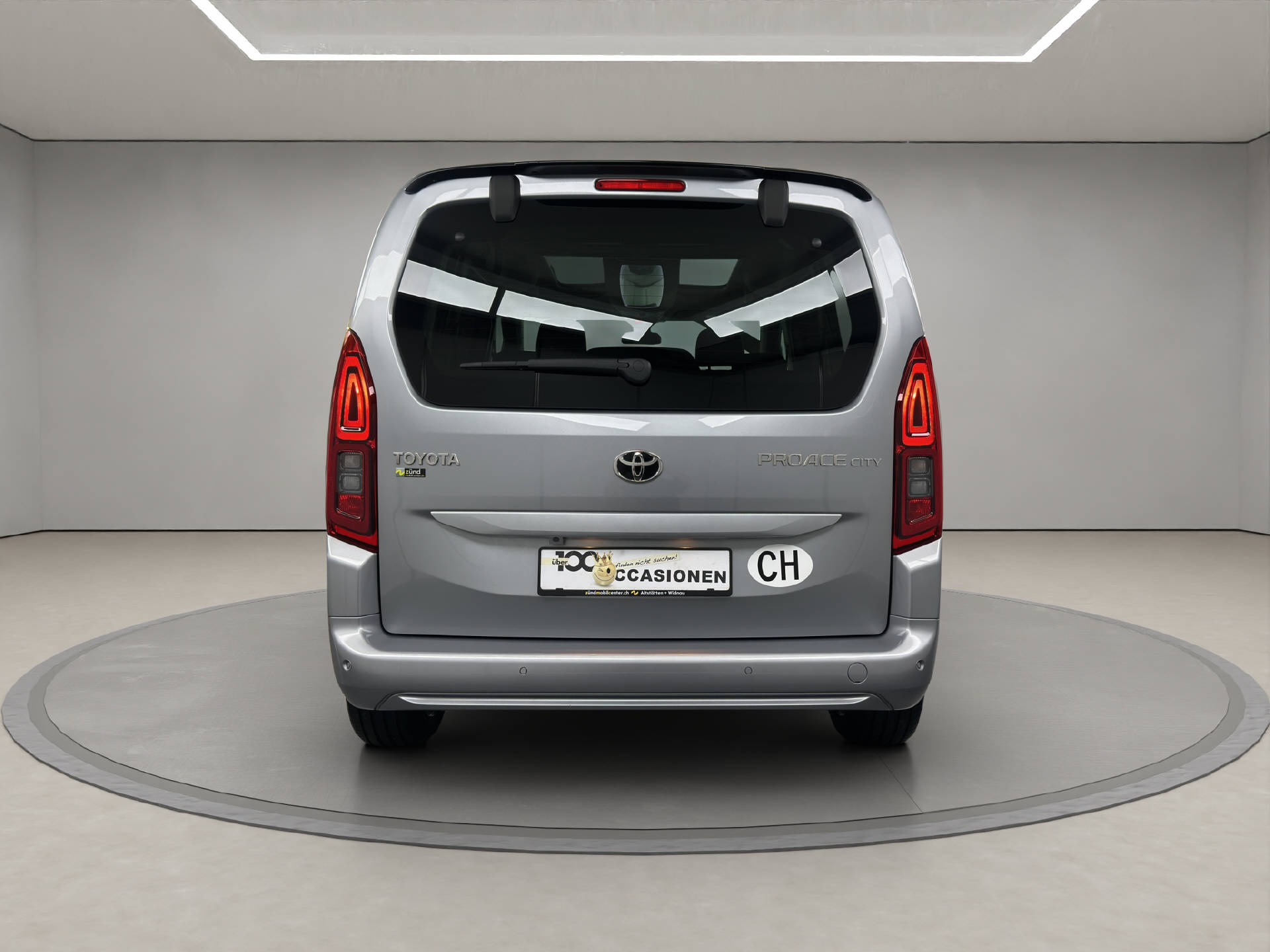 TOYOTA Proace City Verso L1 1.5 HDi 130 Style-image-3