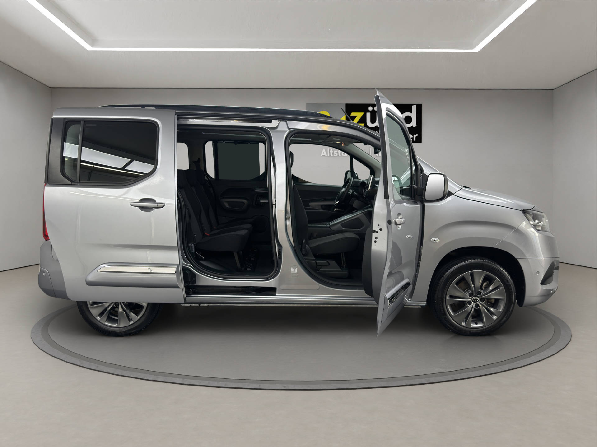 TOYOTA Proace City Verso L1 1.5 HDi 130 Style-image-15
