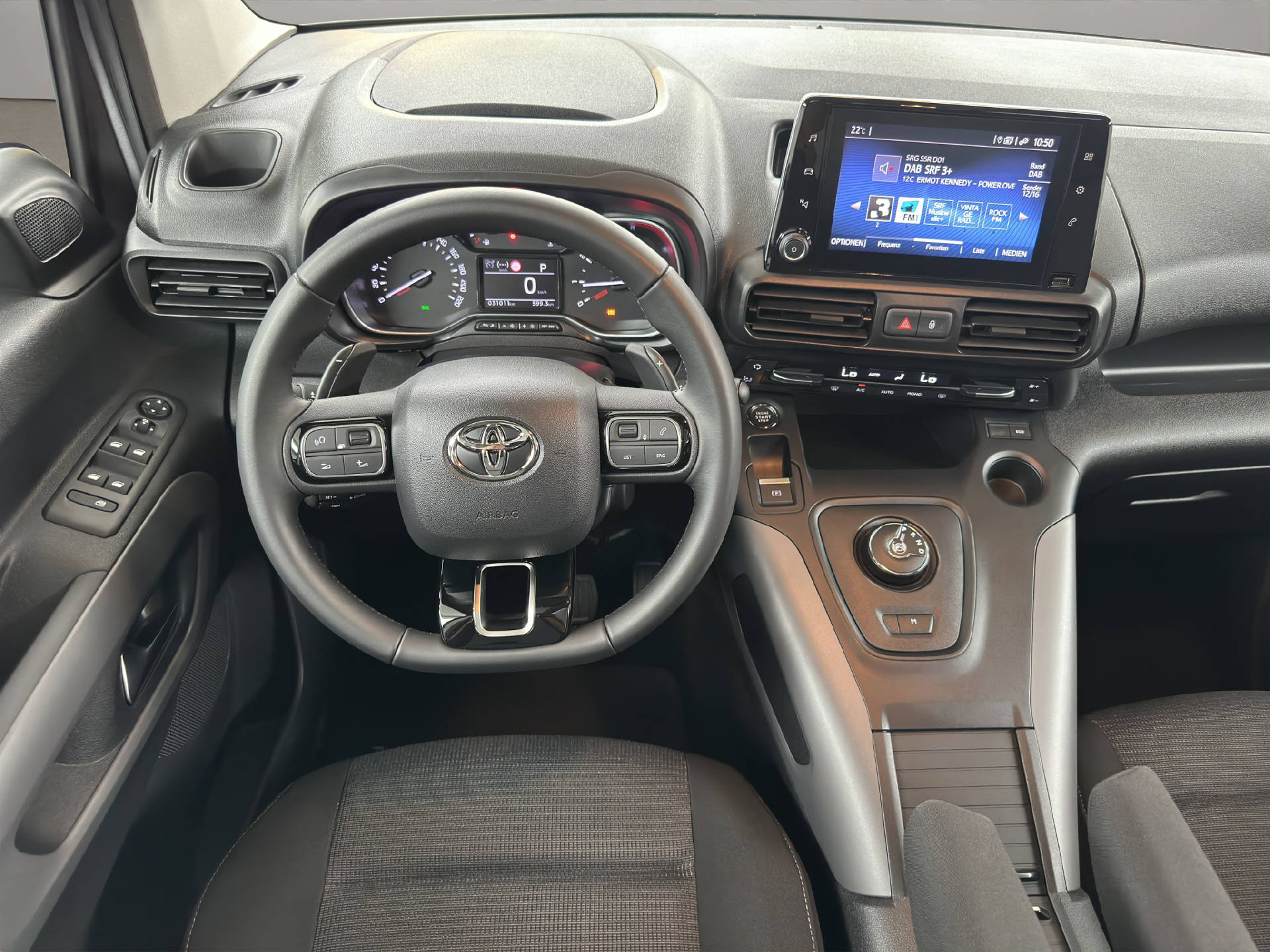 TOYOTA Proace City Verso L1 1.5 HDi 130 Style-image-7