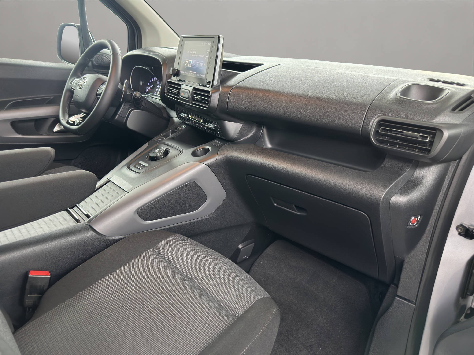 TOYOTA Proace City Verso L1 1.5 HDi 130 Style-image-10