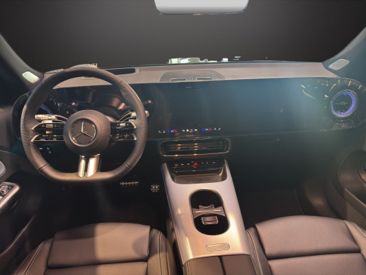 MERCEDES-BENZ GLB 220 4Matic 8G-Tronic-image-8