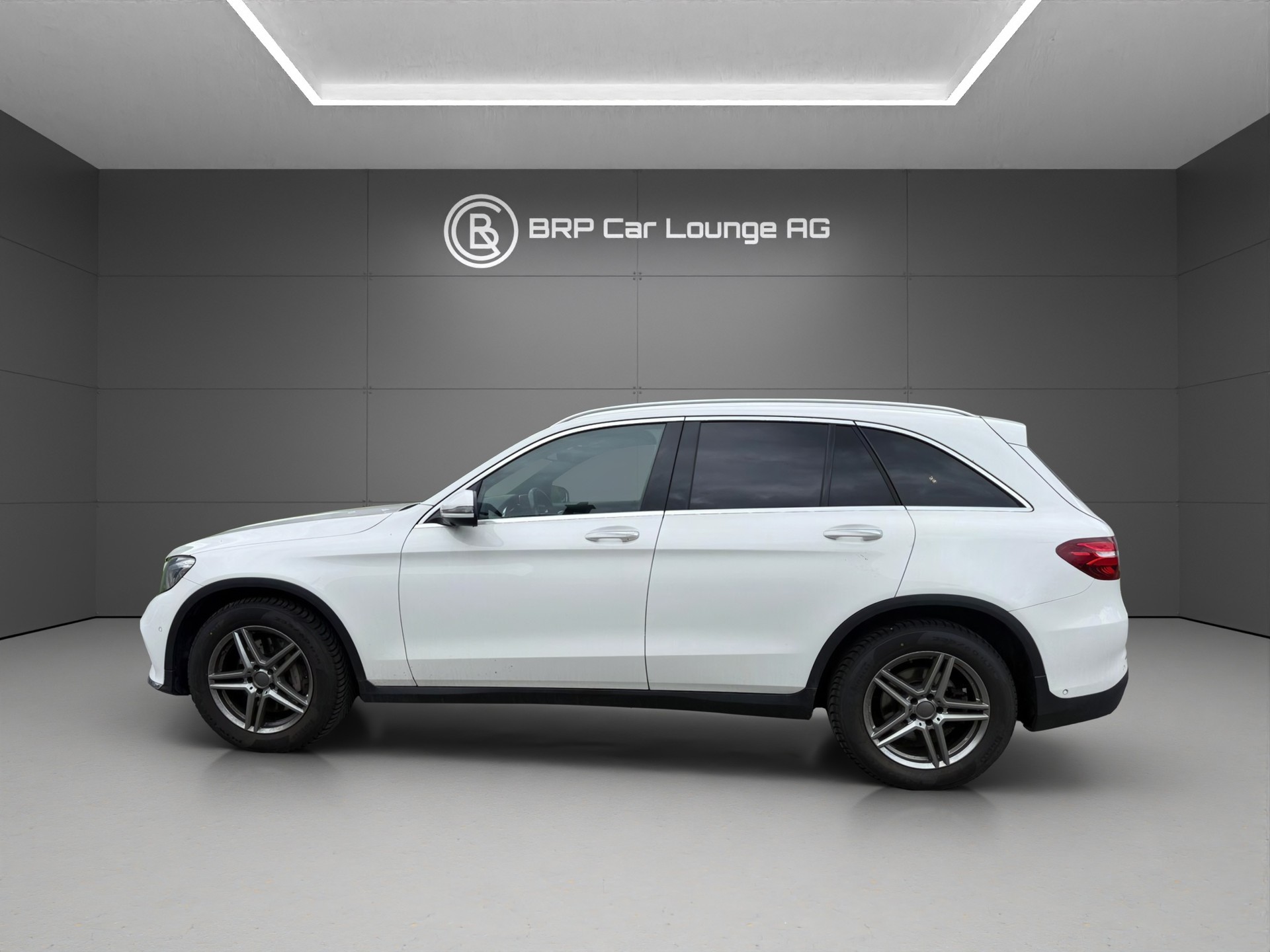 MERCEDES-BENZ GLC 250 d AMG Line 4Matic 9G-Tronic-image-3