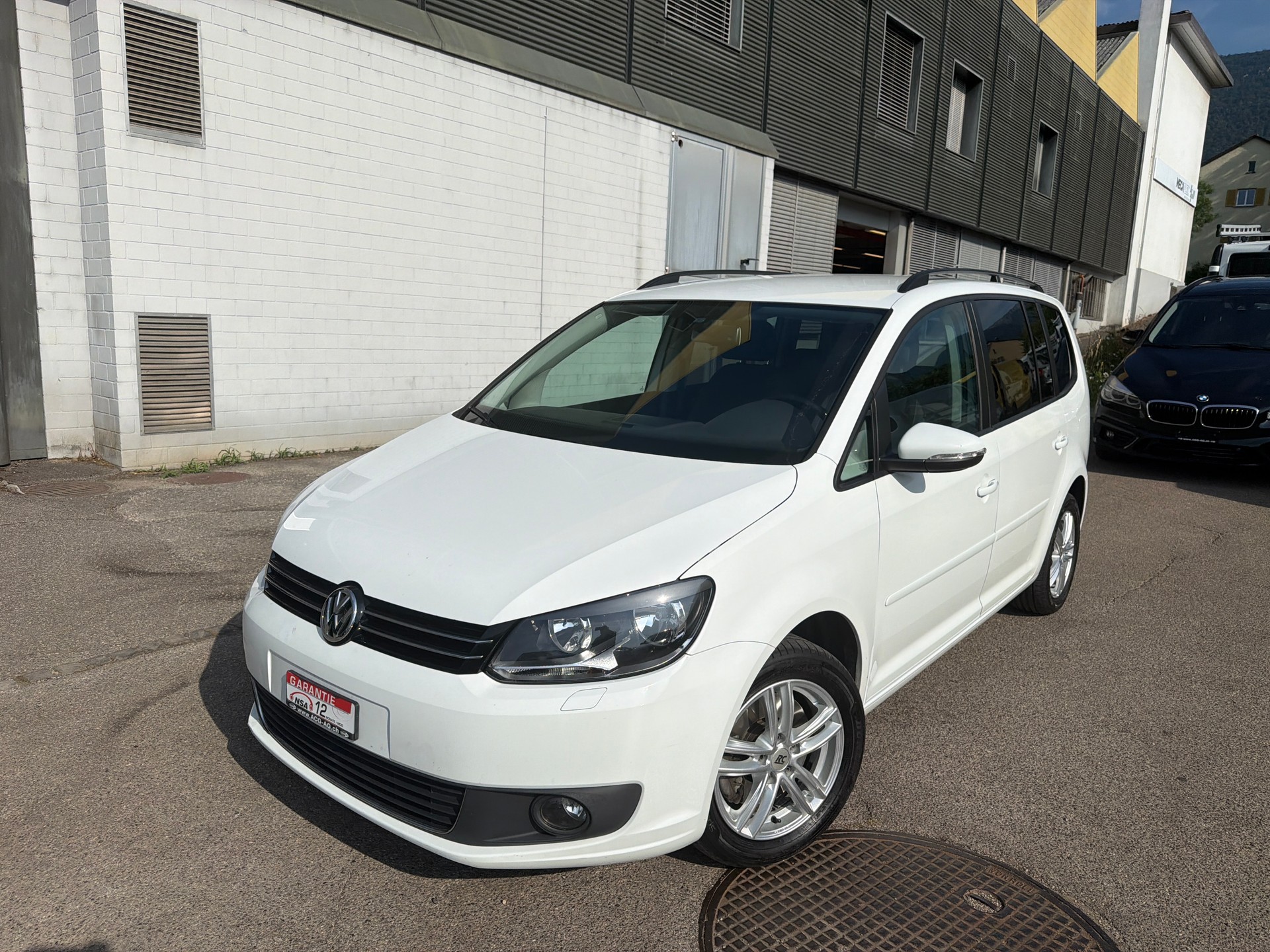 VW Touran 2.0 TDI BMT Comfortline DSG * Navigation * Klima-auto * PDC H * Tempomat * Frisch Ab MFK-image-0