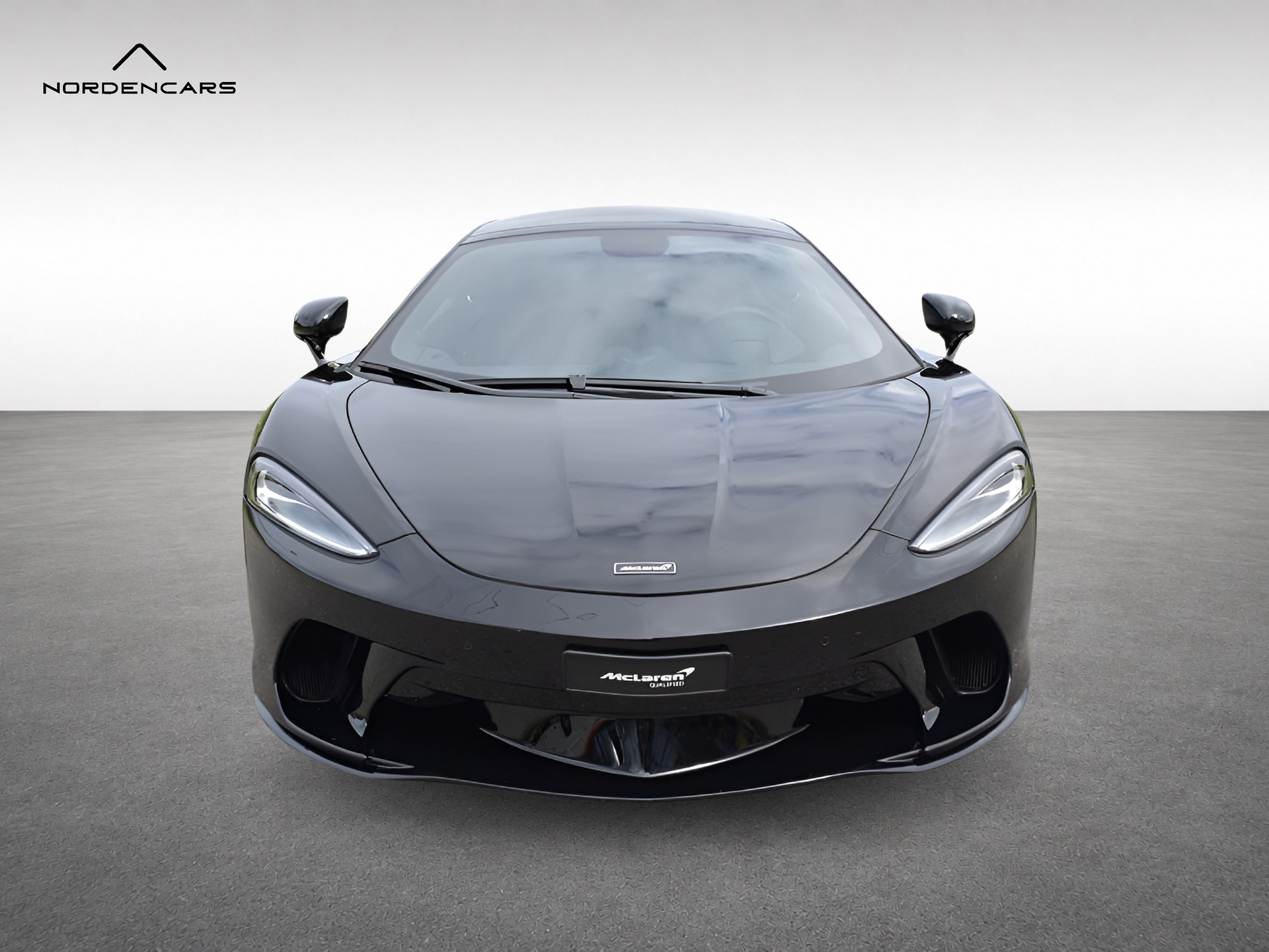 McLAREN GT-image-6