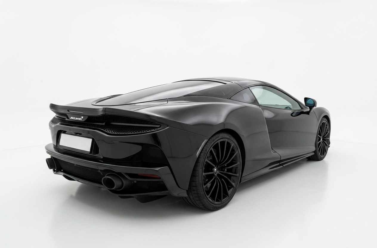 McLAREN GT-image-6