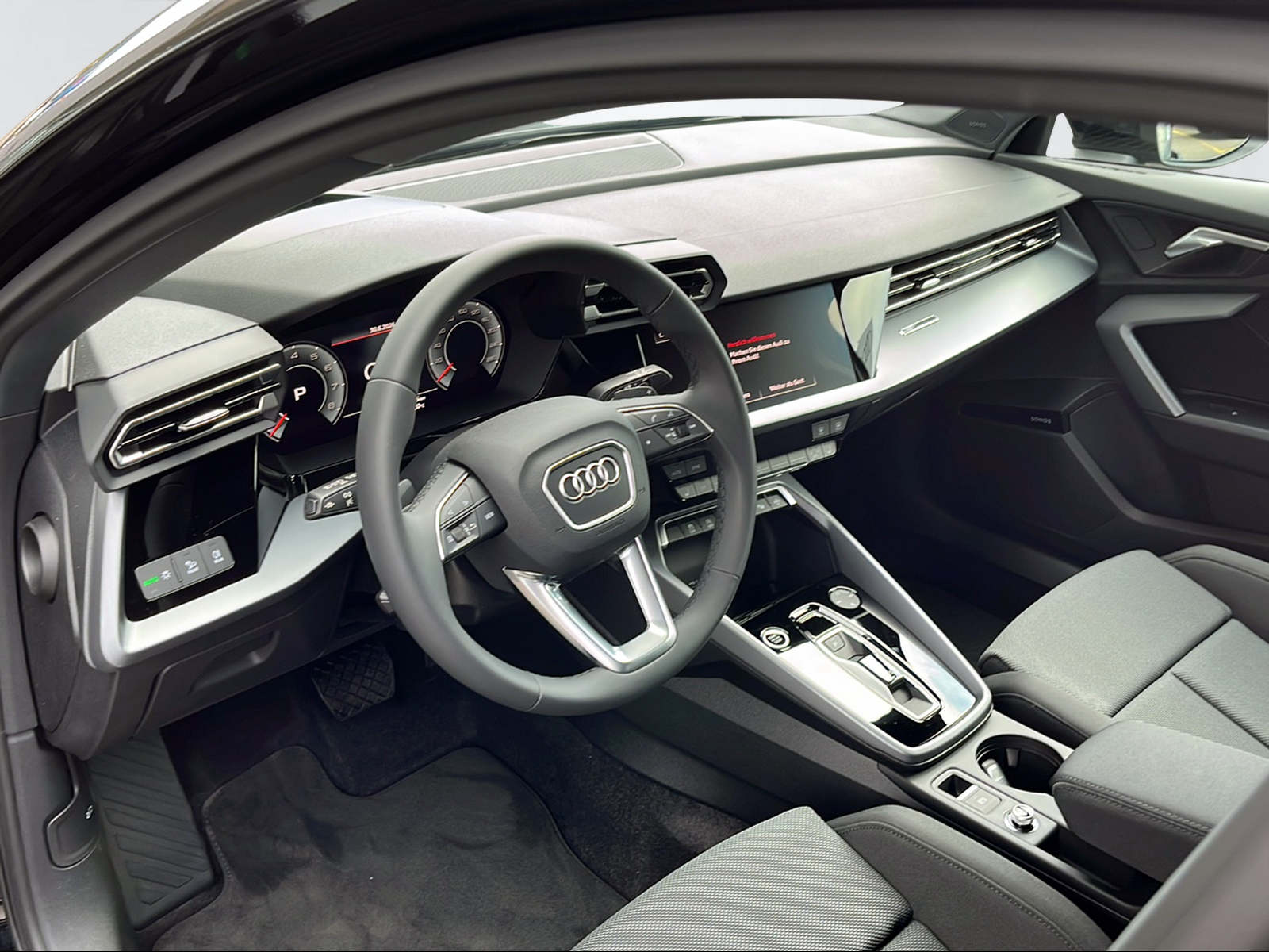 AUDI A3 SB TFSI 110 kW S tronic 1500ccm 150PS/110kW 4 Zylinder TFSI ACT Benzin / mHEV-image-10
