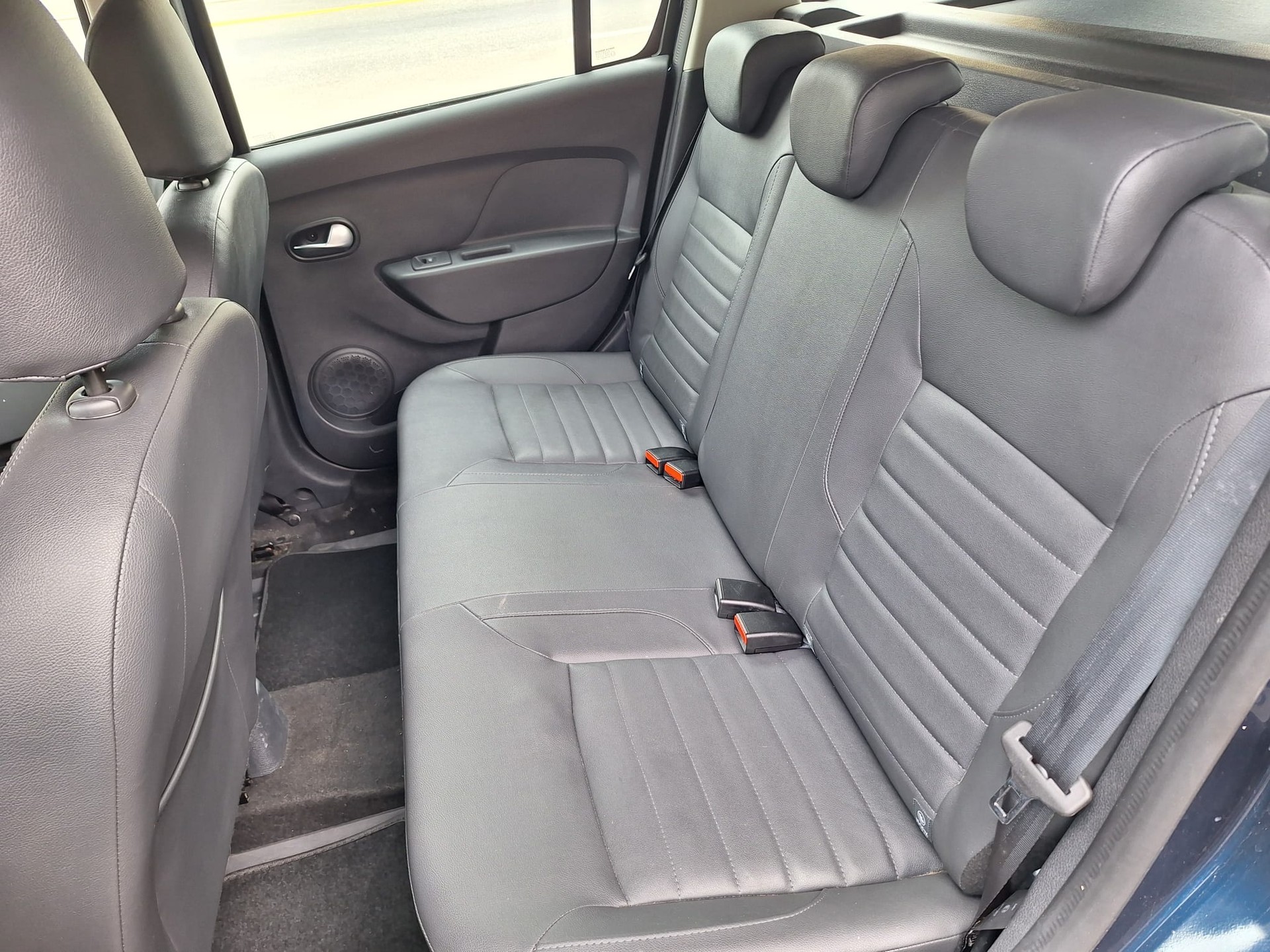 DACIA Logan MCV 1.5dCi Stepway Unlimited-image-14