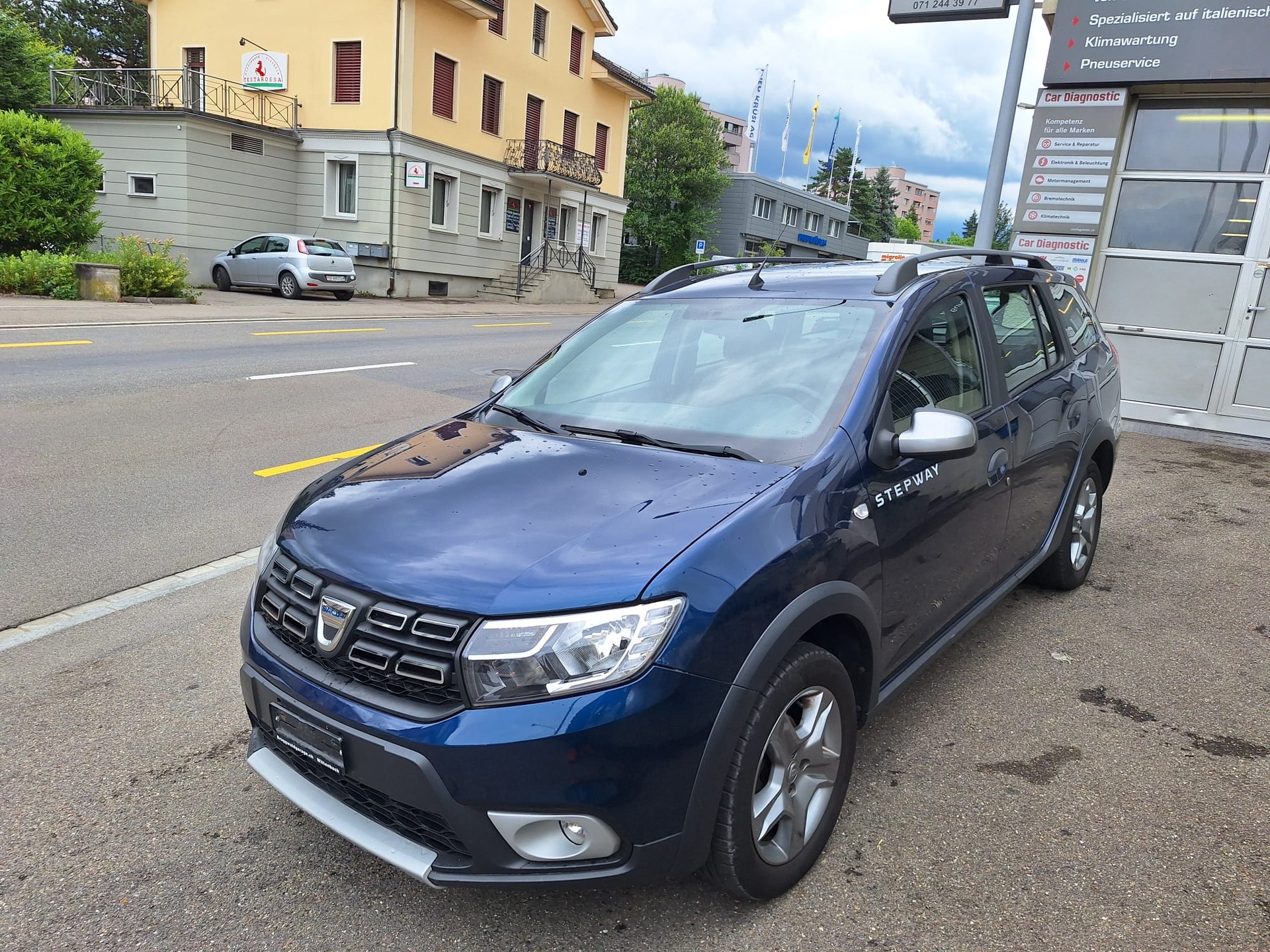DACIA Logan MCV 1.5dCi Stepway Unlimited-image-2