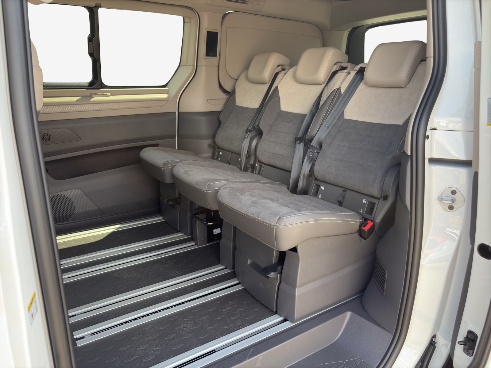 VW California Beach Tour Liberty 150PS DSG-image-11