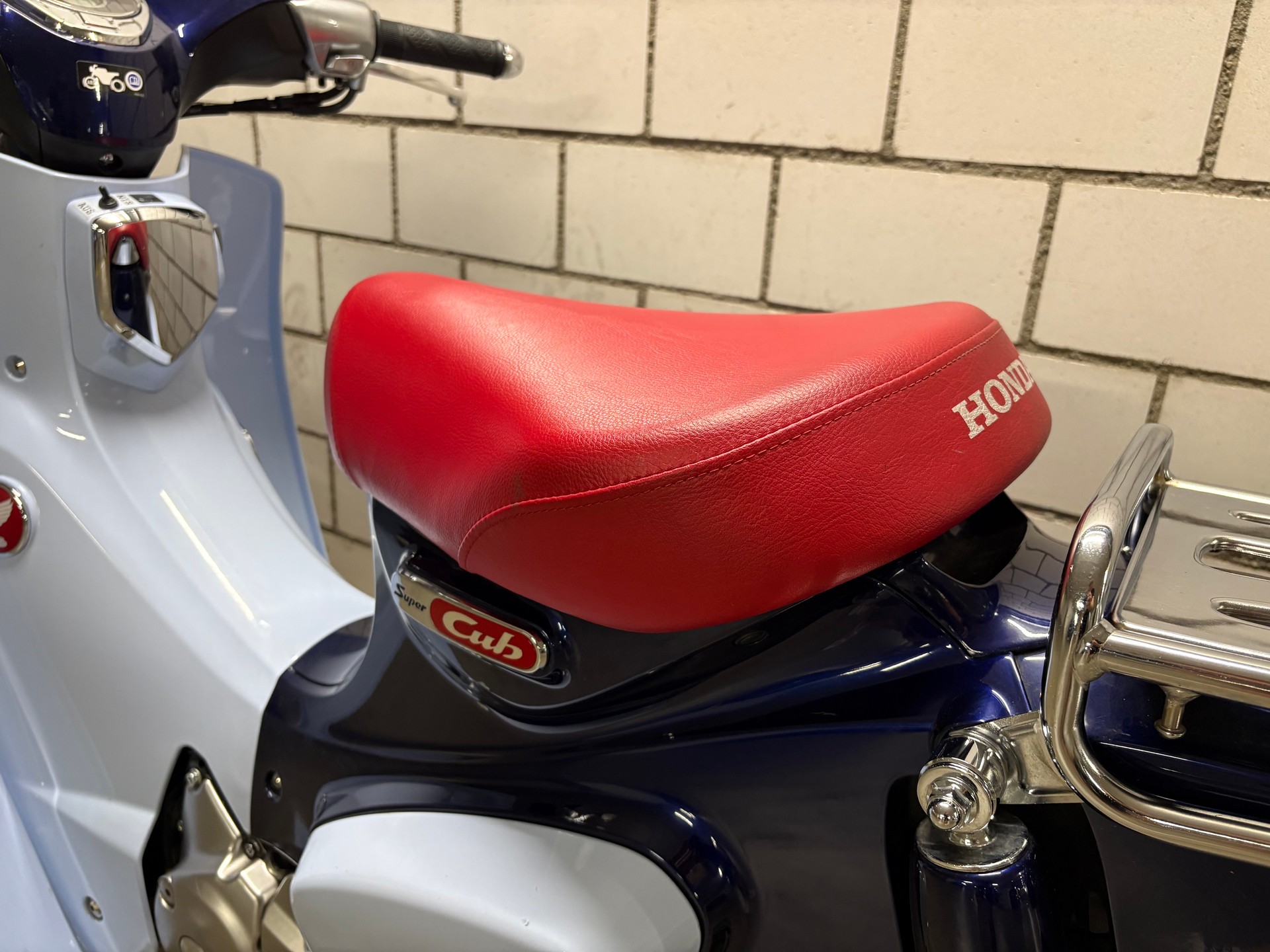 HONDA C 125 Super Cub-image-6