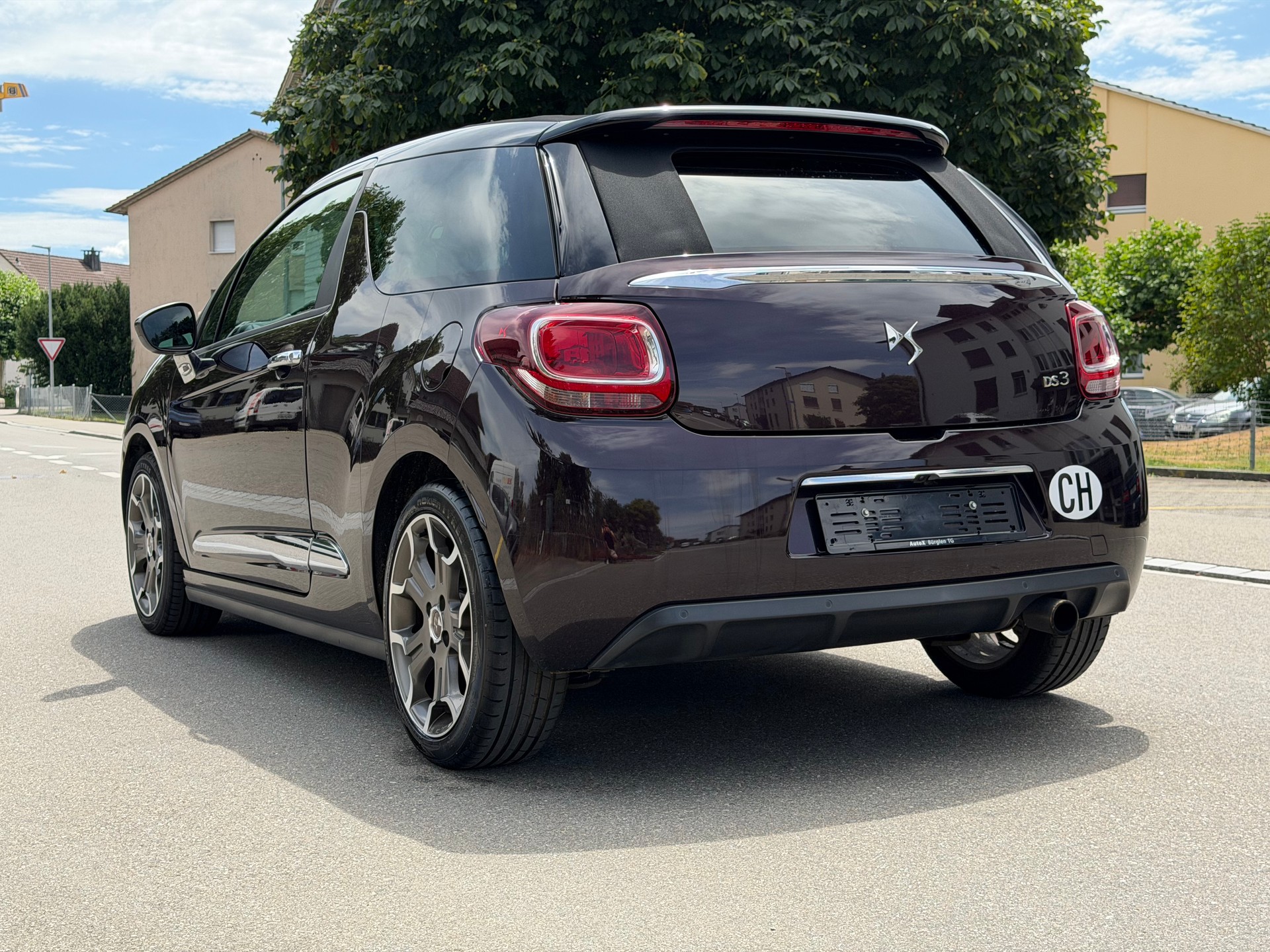 DS AUTOMOBILES DS 3 Cabrio 1.2 PureTech SO Chic EAT-image-4