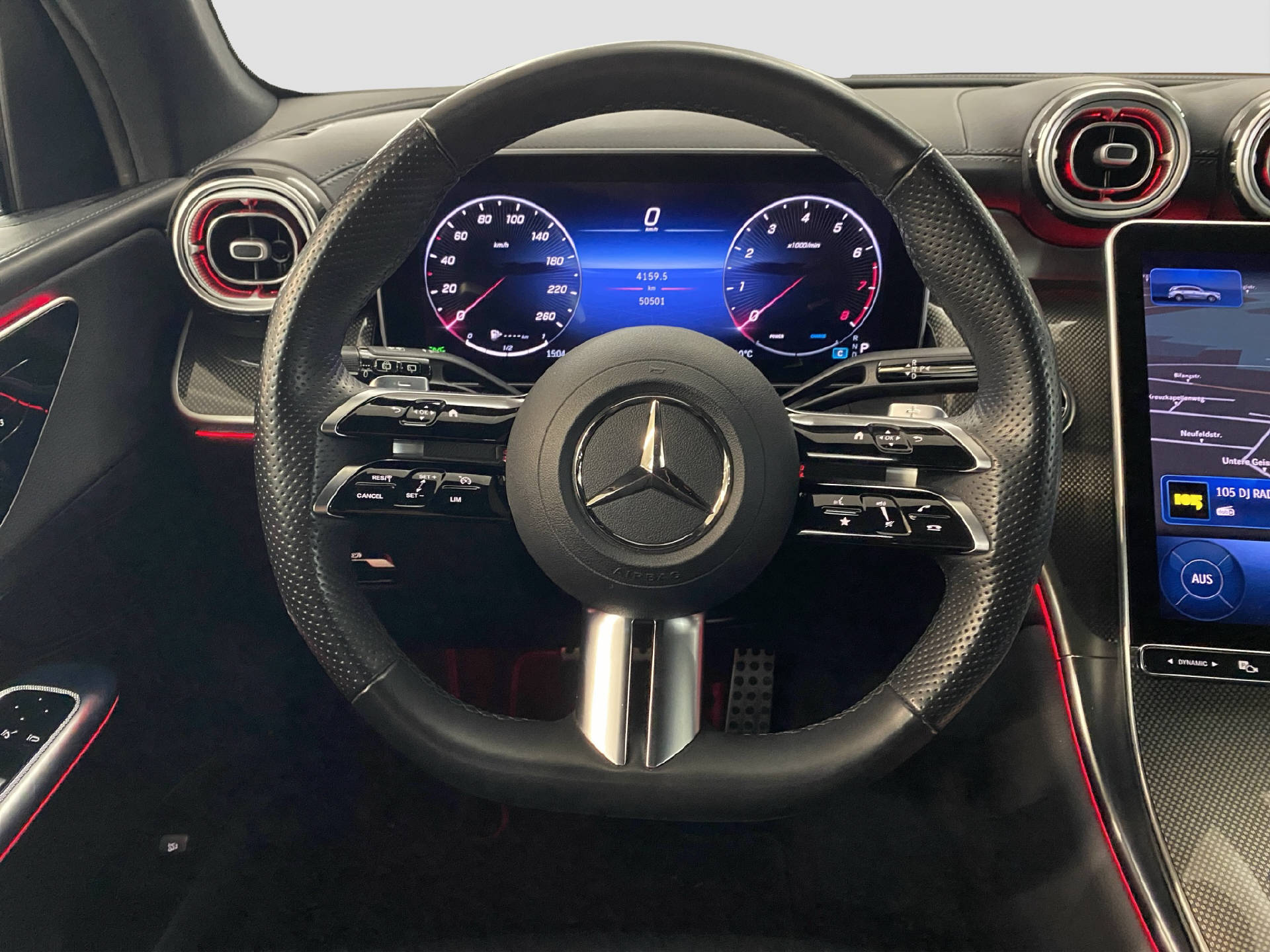 MERCEDES-BENZ GLC 200 AMG Line 4MATIC-image-8