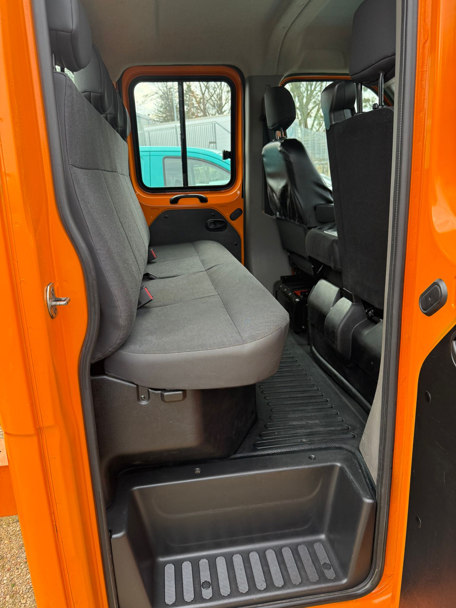 RENAULT Master T35 ENERGY 2.3dCi 135 L2H2-image-10