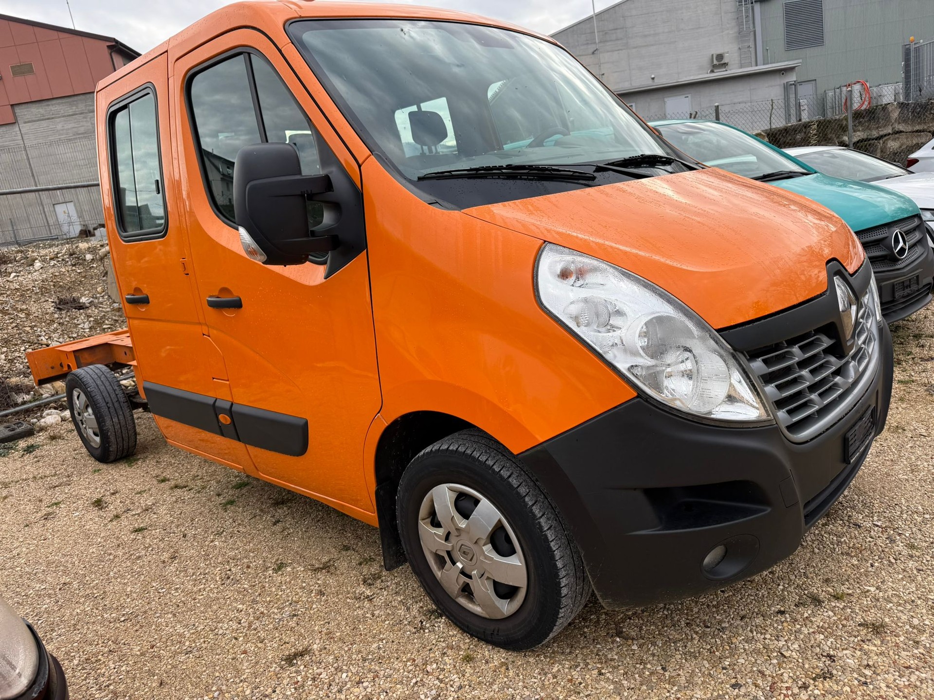 RENAULT Master T35 ENERGY 2.3dCi 135 L2H2-image-1