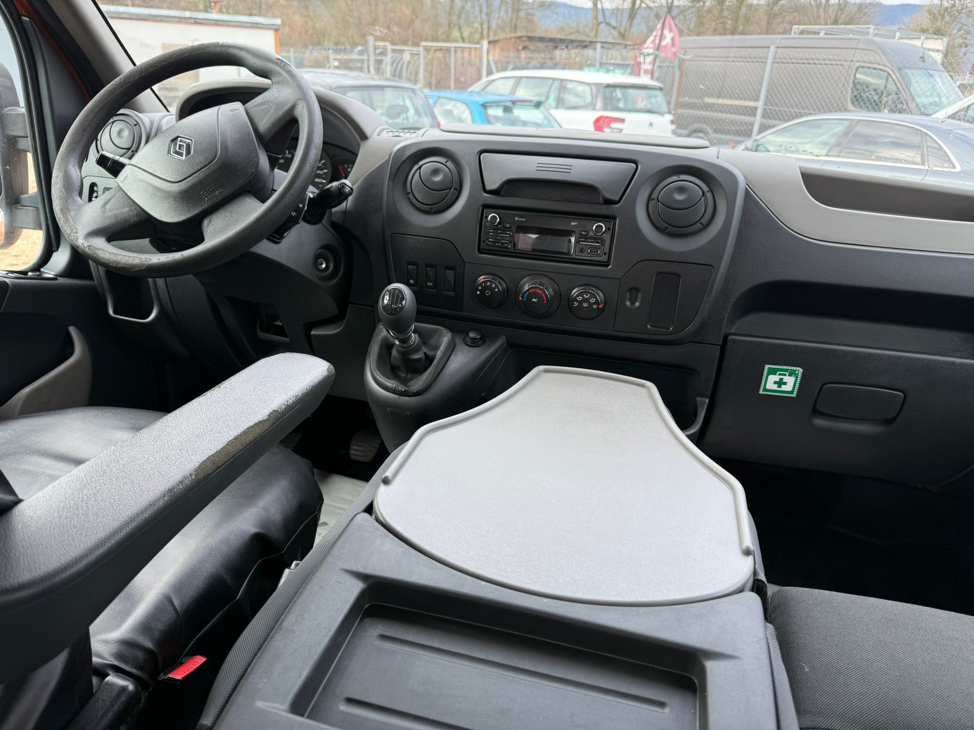 RENAULT Master T35 ENERGY 2.3dCi 135 L2H2-image-13