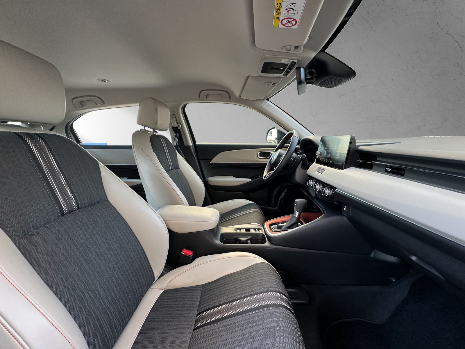 HONDA HR-V 1.5i-MMD Advance Style CVT-image-9
