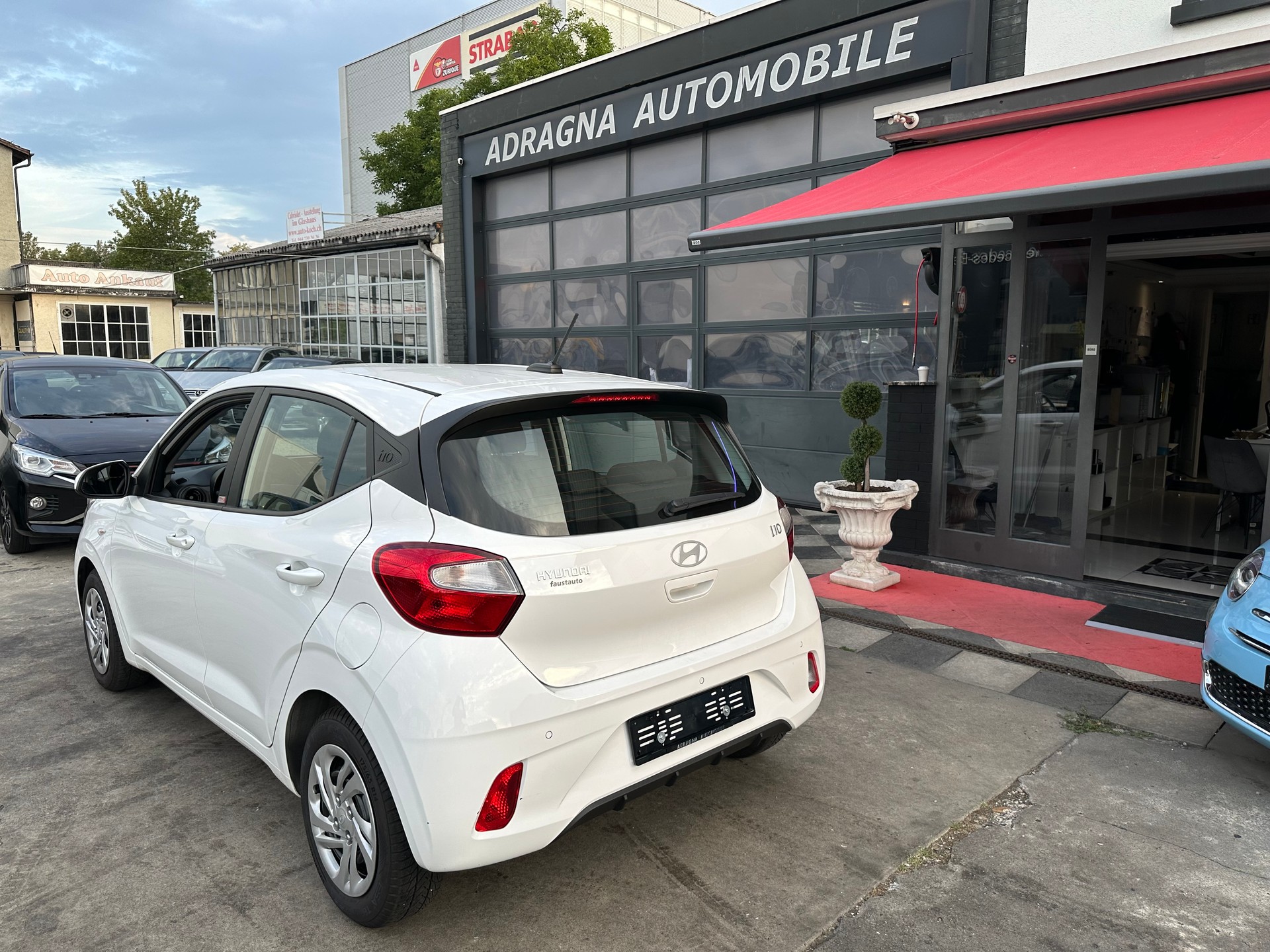 HYUNDAI i10 1.0 Origo Automat-image-3