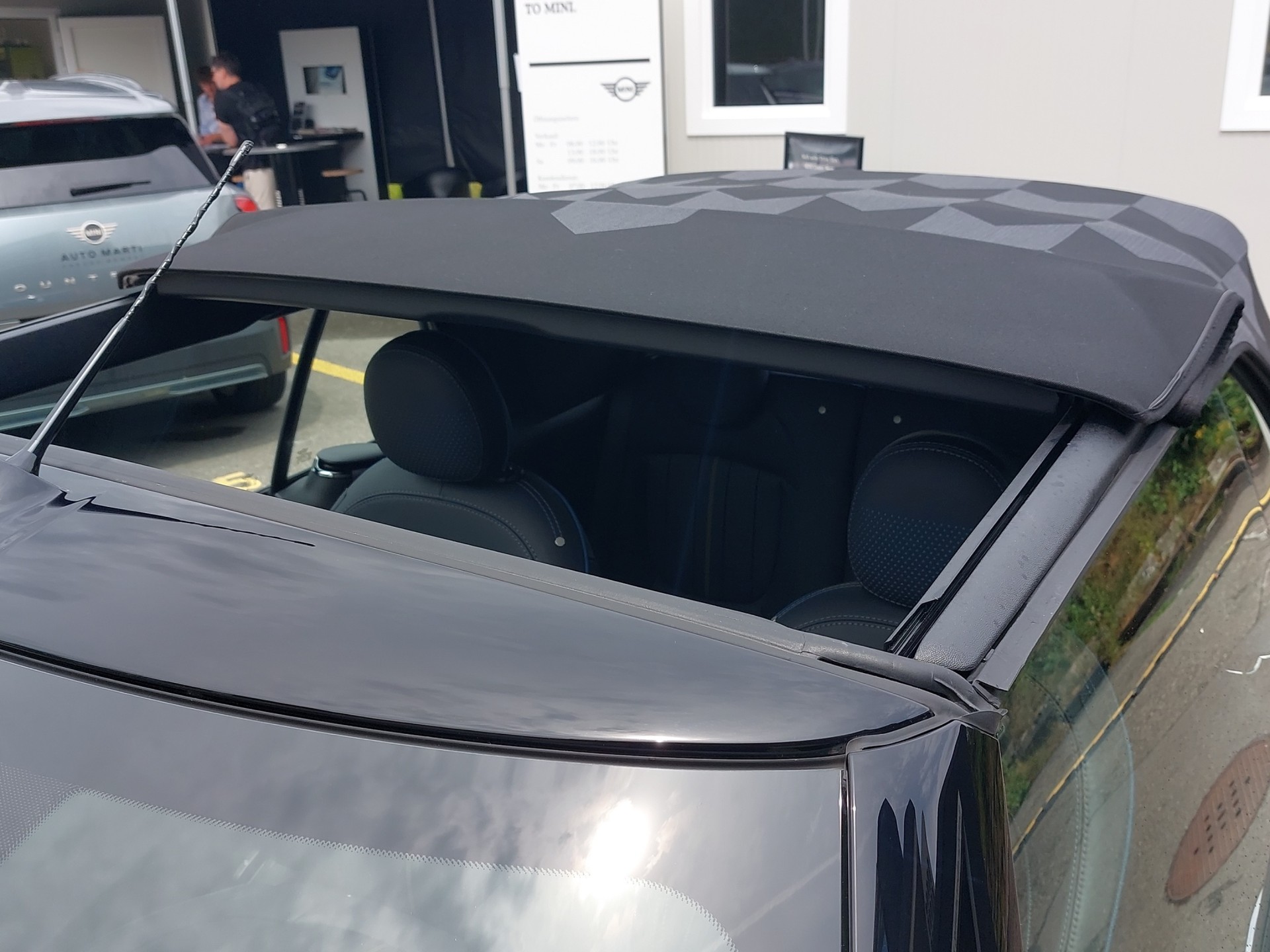 MINI Cabrio F57 2.0i Cooper S SDKG-image-9