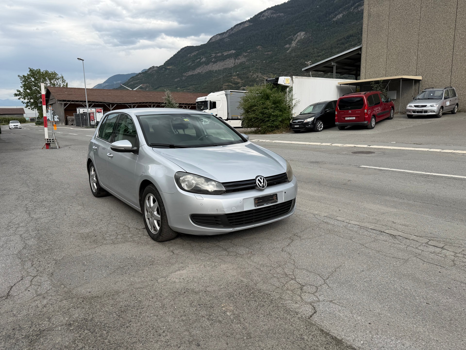VW GOLF-image-6