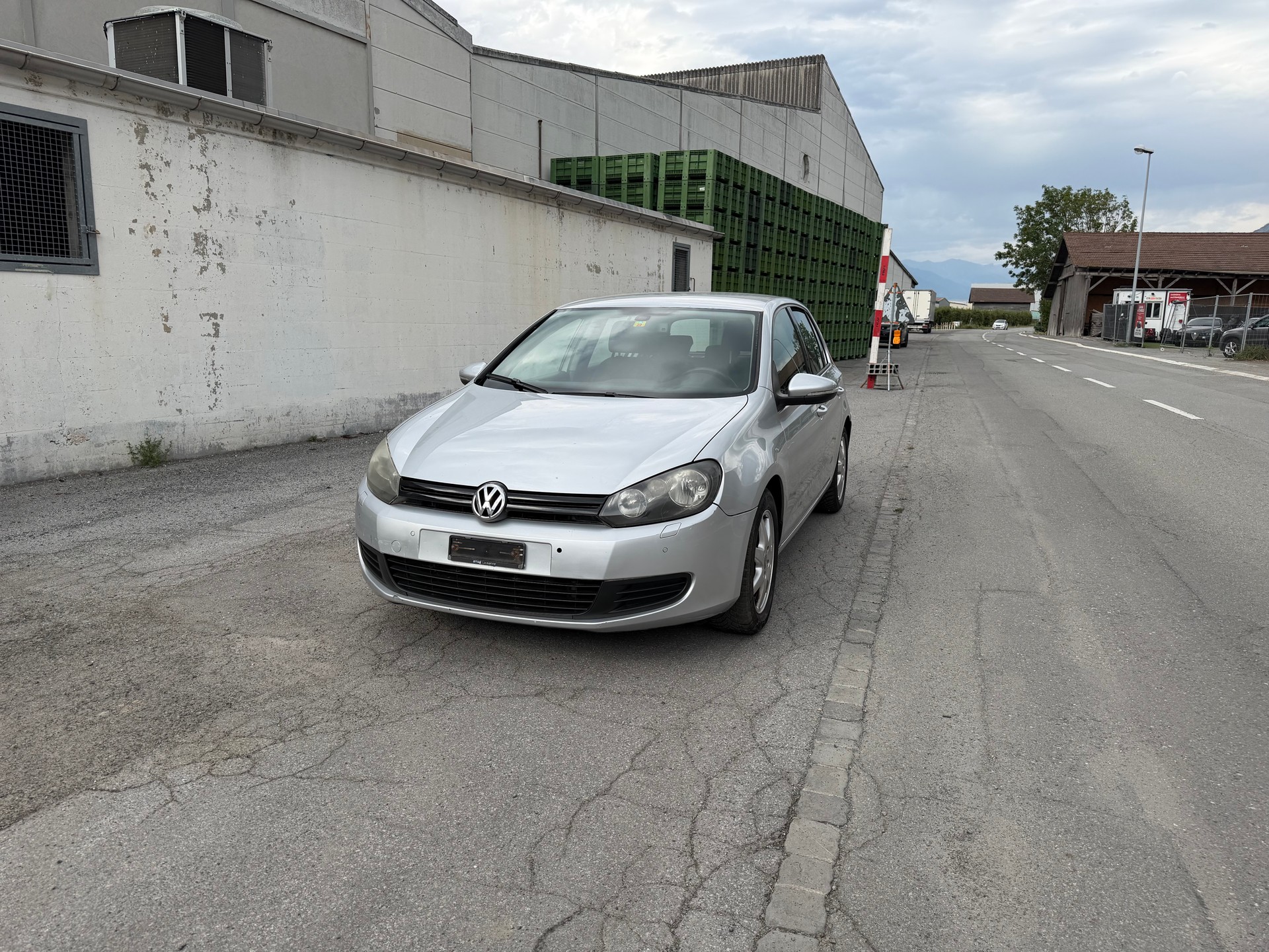 VW GOLF-image-7
