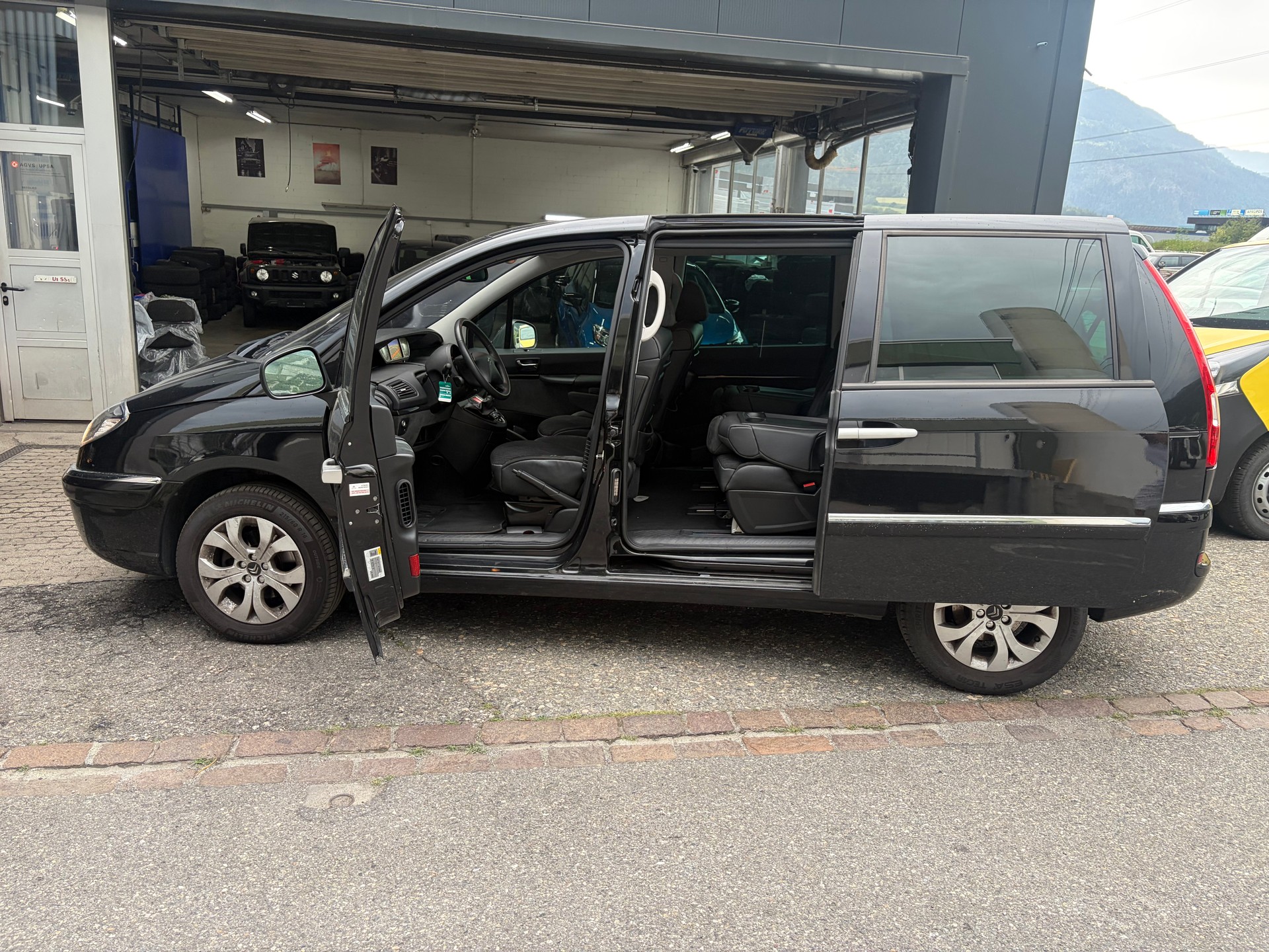 CITROEN C8 2.0 16V HDi Séduction-image-6