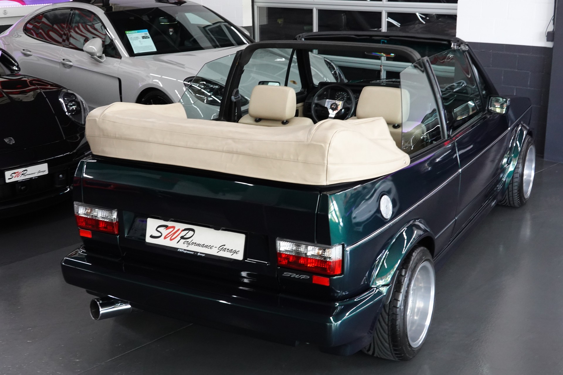 VW GOLF CABRIO 1800 CLASSIC UNIKAT GREEN MET. ON TOP-image-25