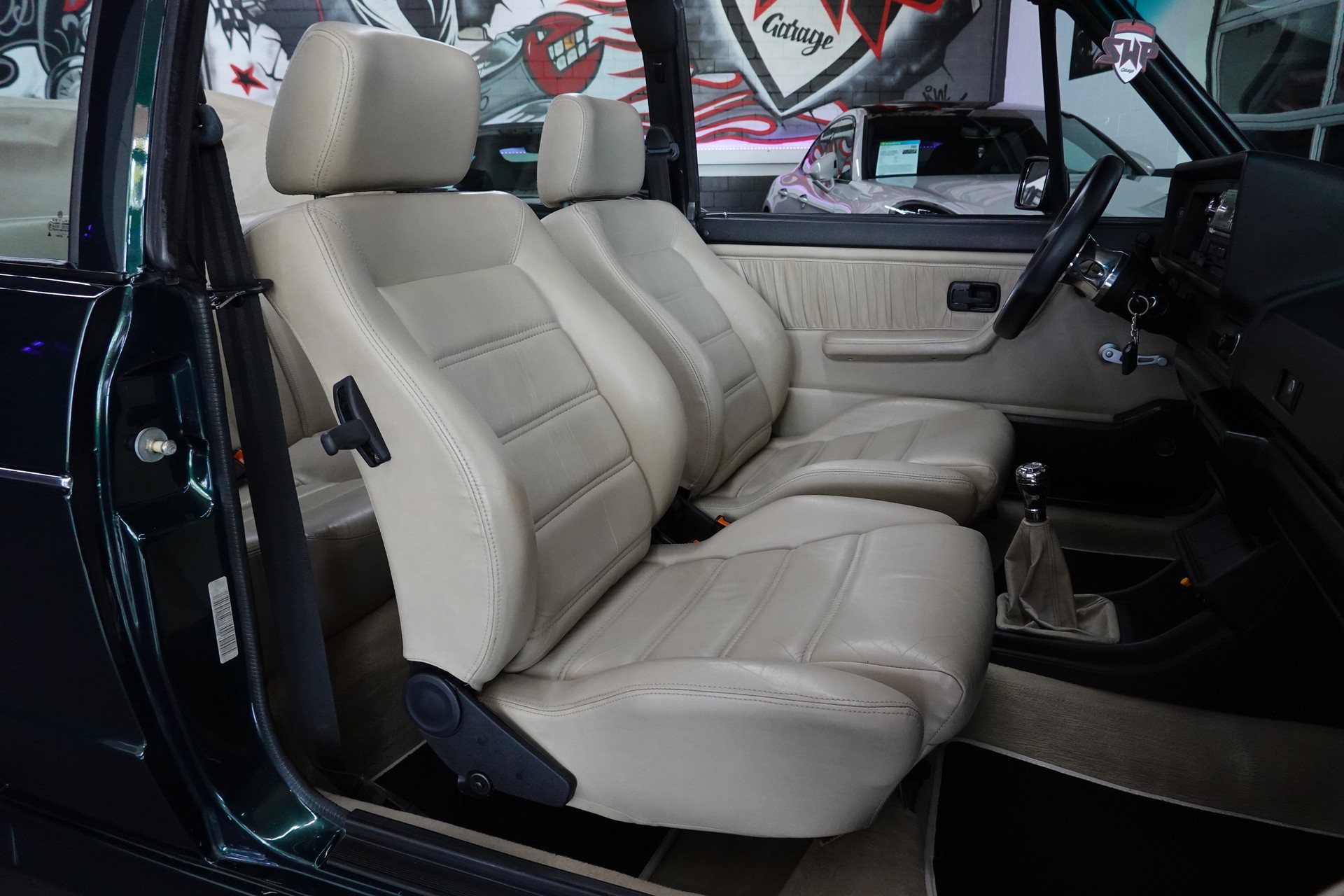 VW GOLF CABRIO 1800 CLASSIC UNIKAT GREEN MET. ON TOP-image-41