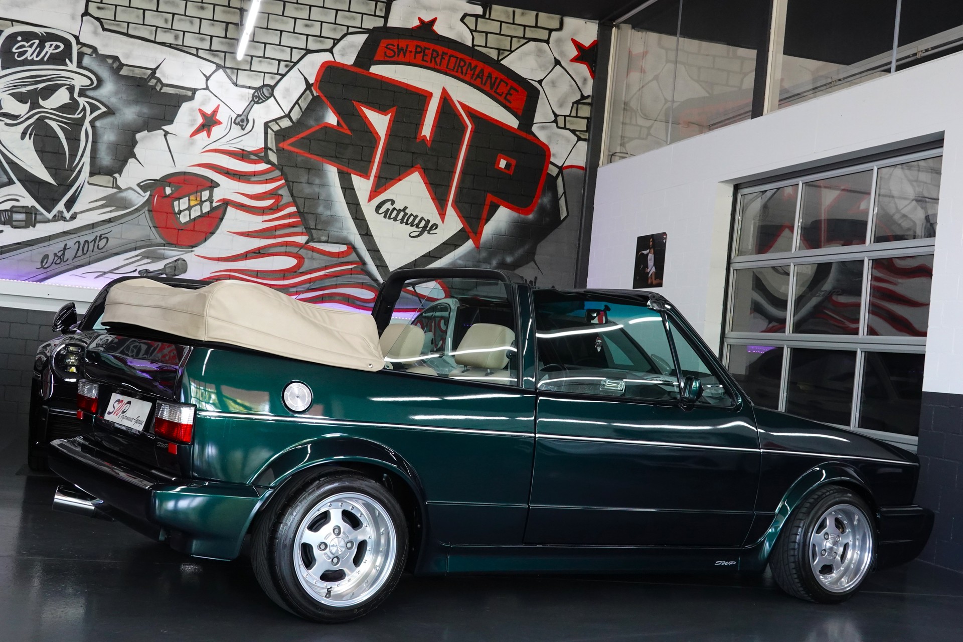 VW GOLF CABRIO 1800 CLASSIC UNIKAT GREEN MET. ON TOP-image-24