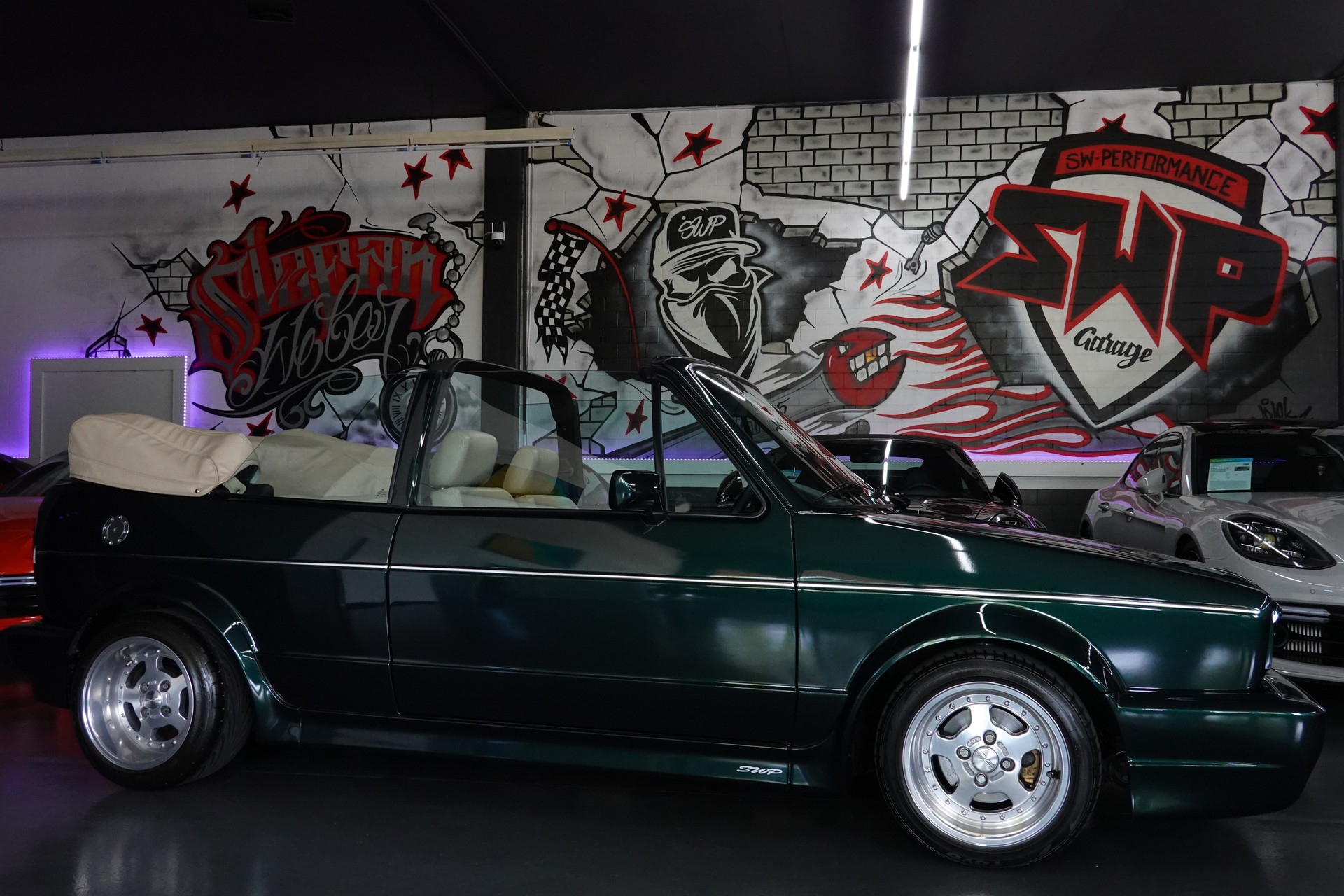 VW GOLF CABRIO 1800 CLASSIC UNIKAT GREEN MET. ON TOP-image-21