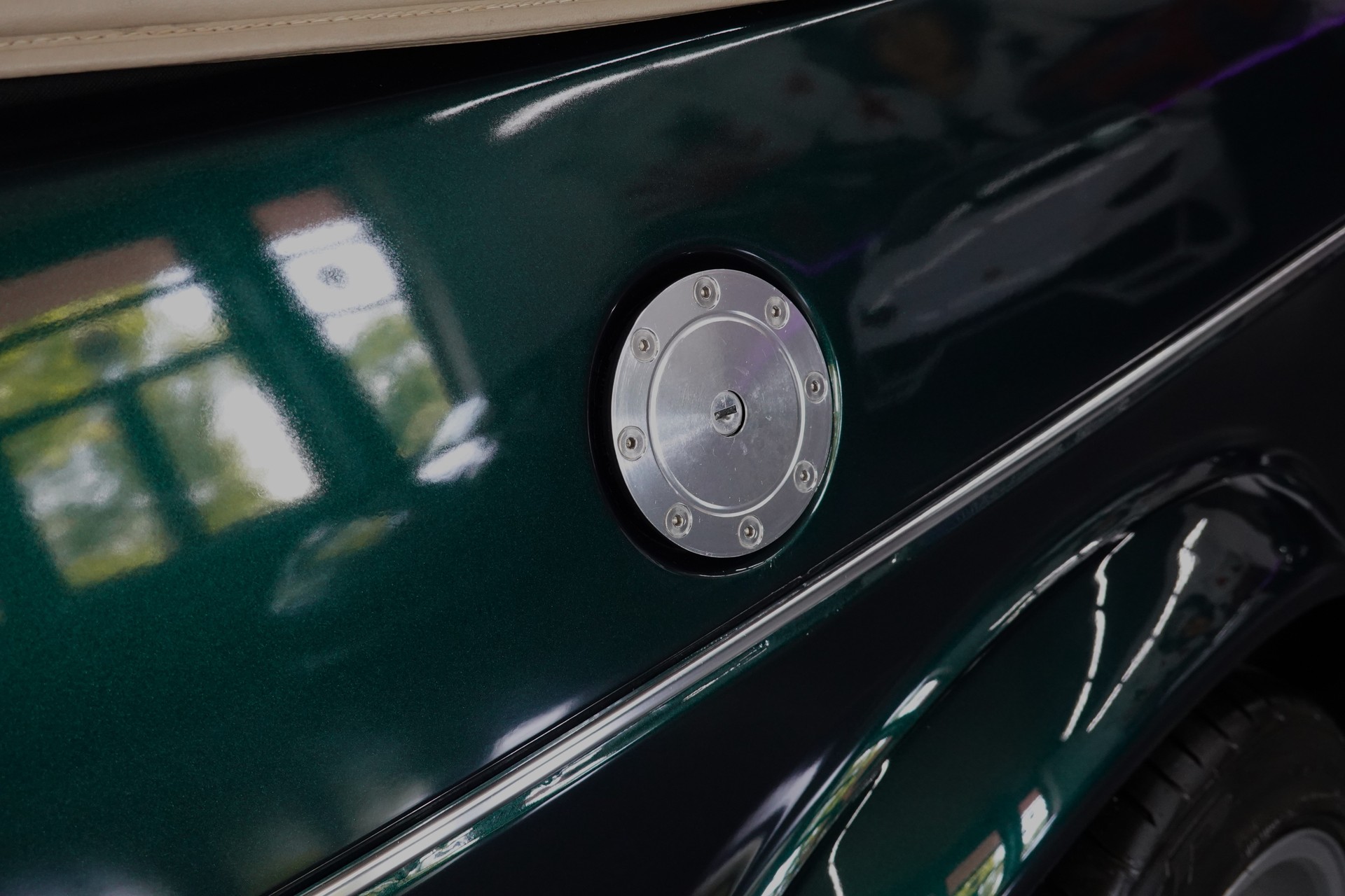 VW GOLF CABRIO 1800 CLASSIC UNIKAT GREEN MET. ON TOP-image-26