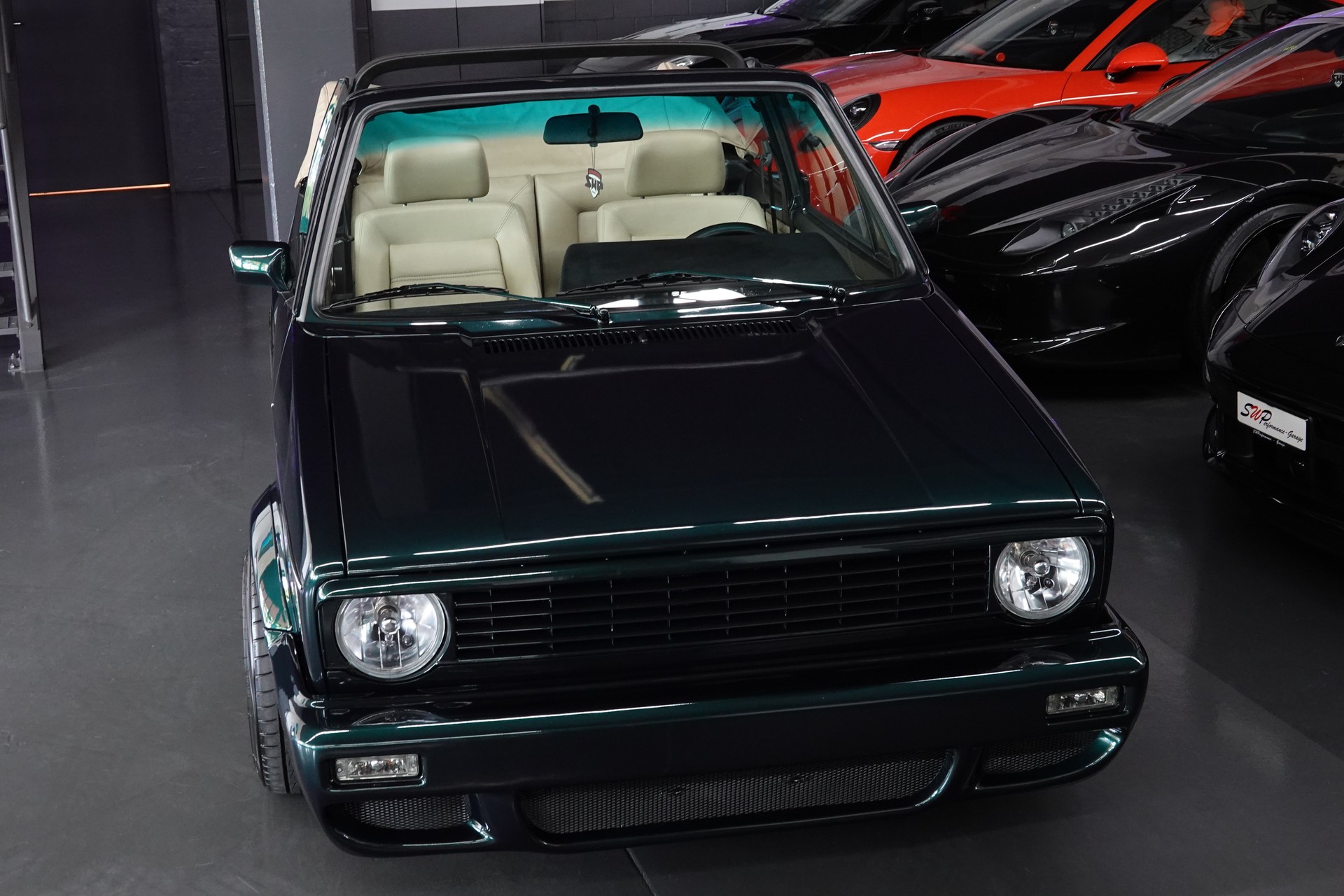 VW GOLF CABRIO 1800 CLASSIC UNIKAT GREEN MET. ON TOP-image-18