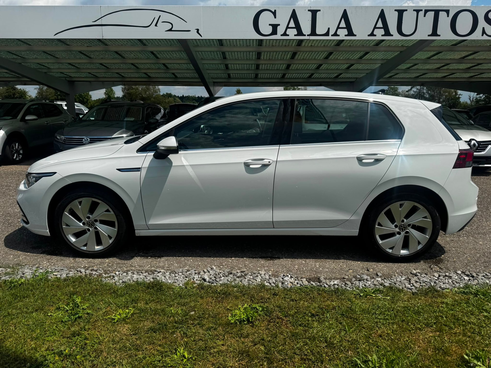 VW Golf 1.5 eTSI mHEV ACT Style DSG-image-7