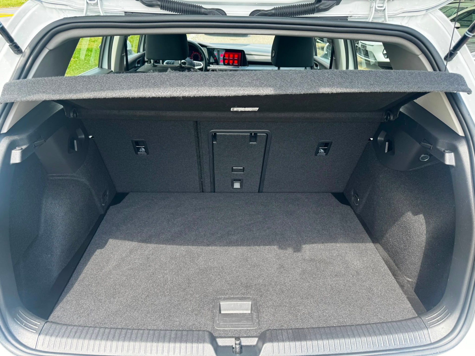 VW Golf 1.5 eTSI mHEV ACT Style DSG-image-12