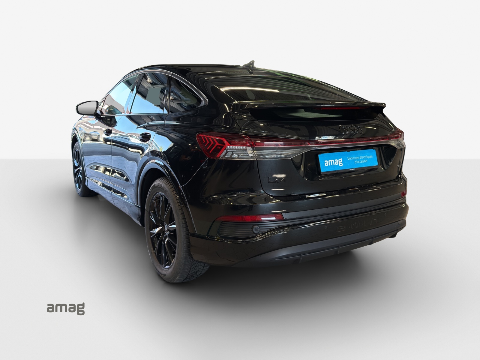 AUDI Q4 Sportback e-tron 50 quattro-image-2