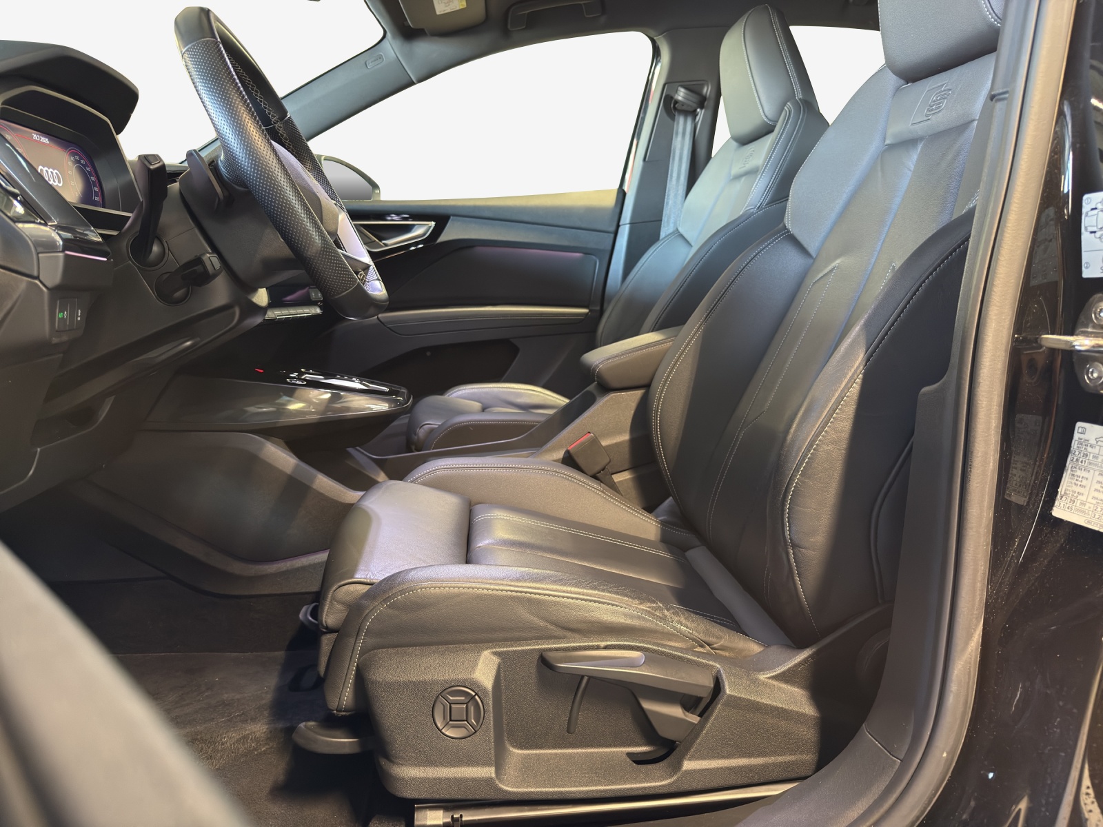 AUDI Q4 Sportback e-tron 50 quattro-image-15