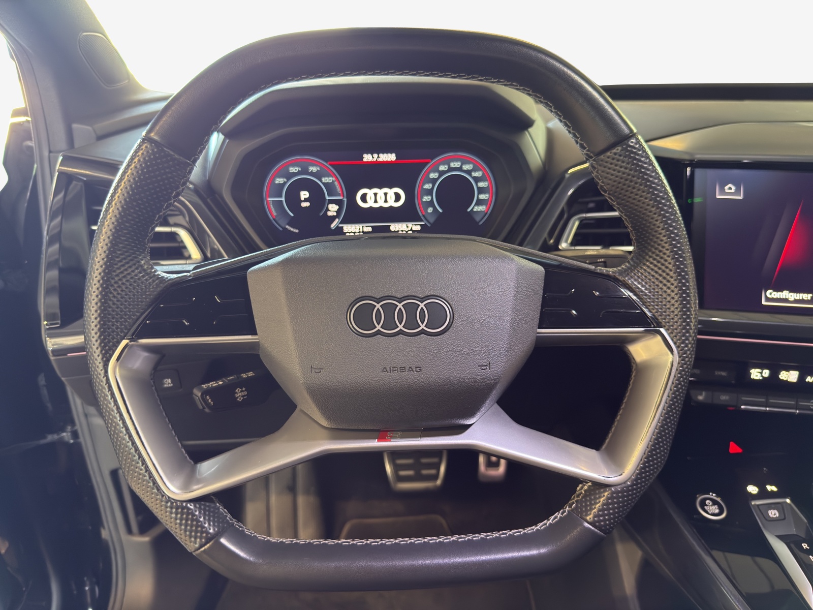 AUDI Q4 Sportback e-tron 50 quattro-image-9