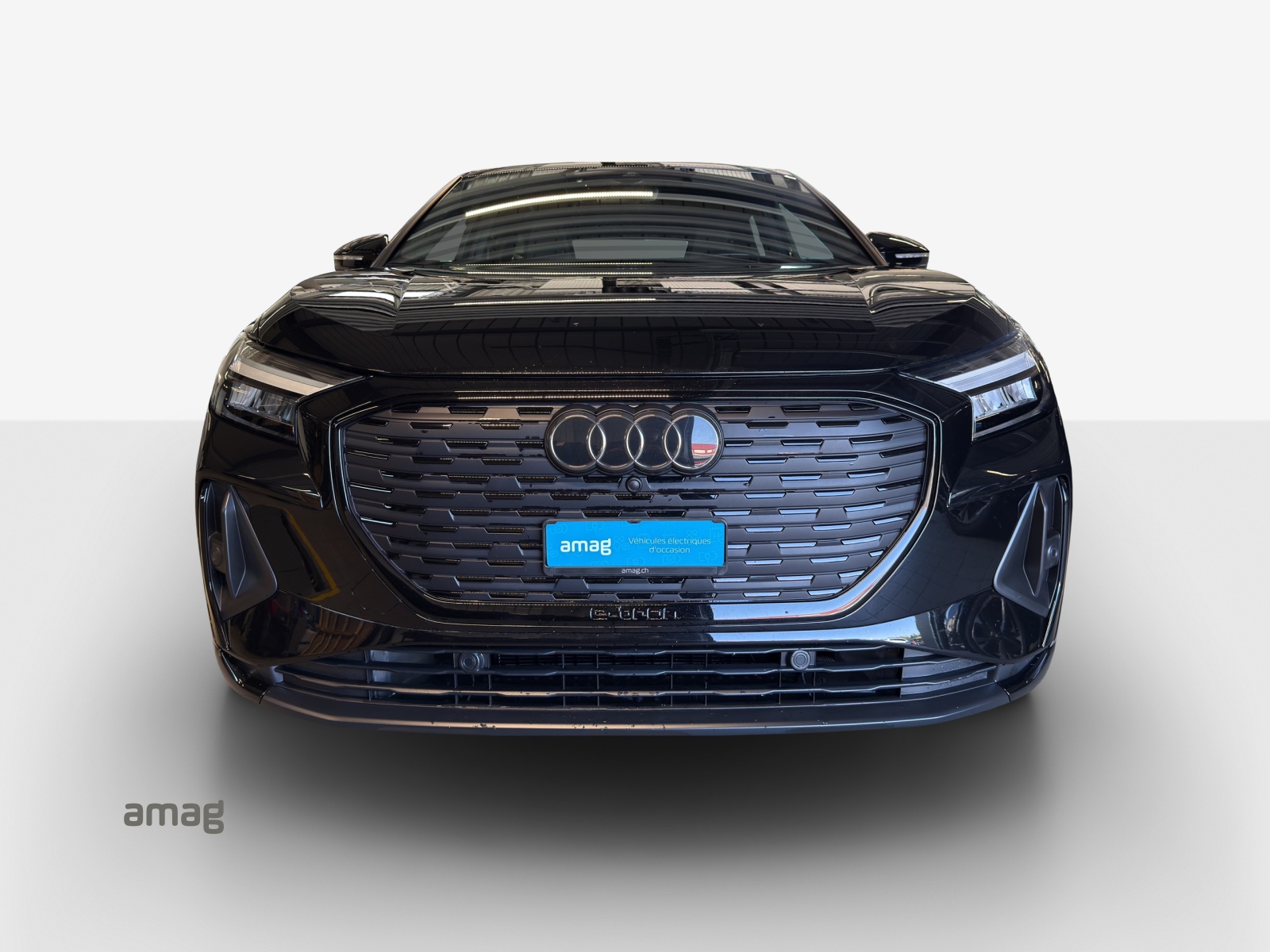 AUDI Q4 Sportback e-tron 50 quattro-image-6