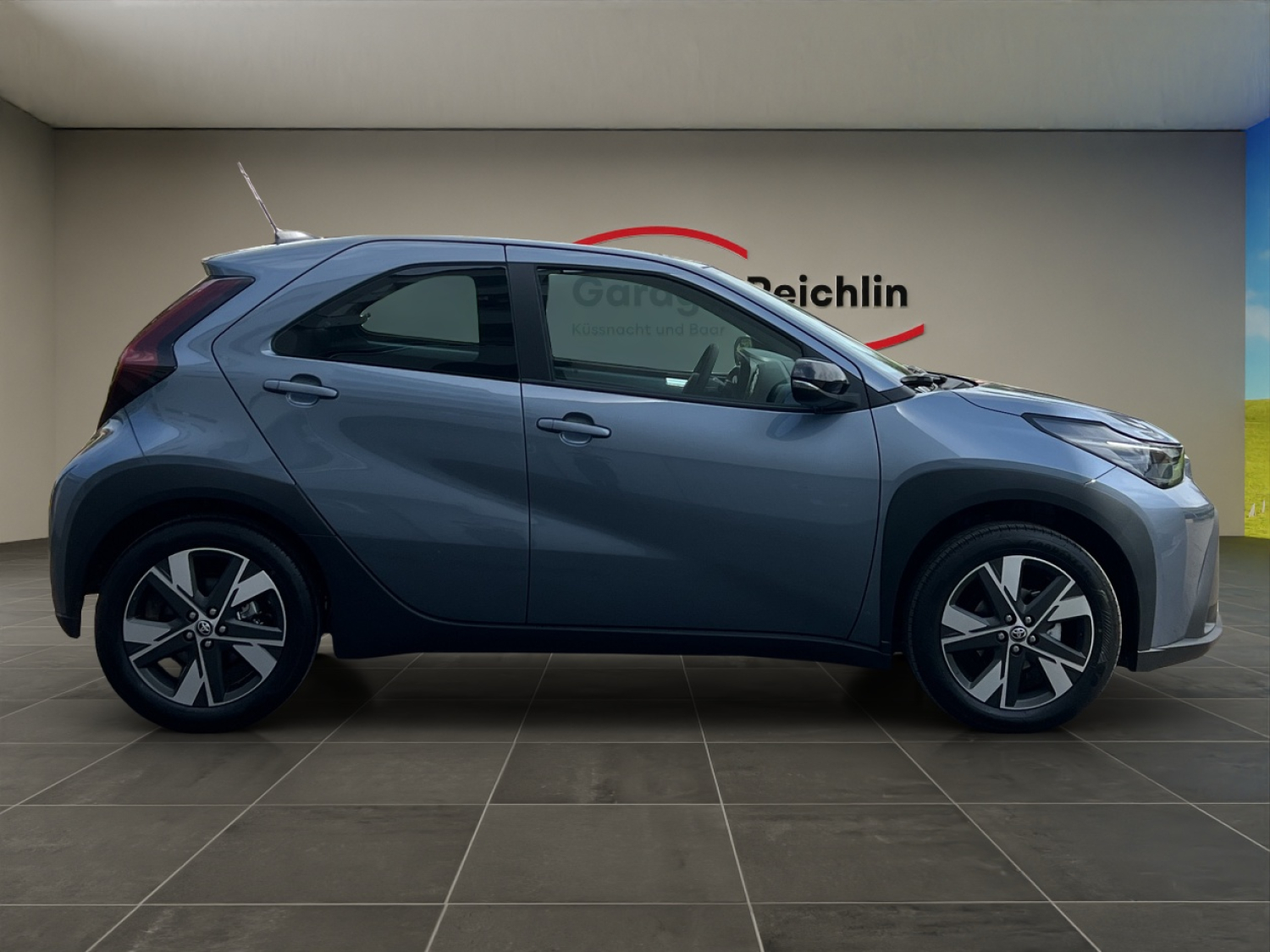 TOYOTA Aygo X 1.5 VVT-i HSD Comfort-image-5