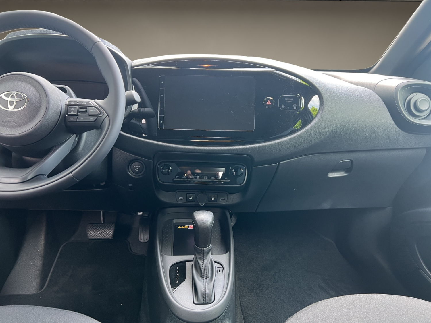 TOYOTA Aygo X 1.5 VVT-i HSD Comfort-image-10