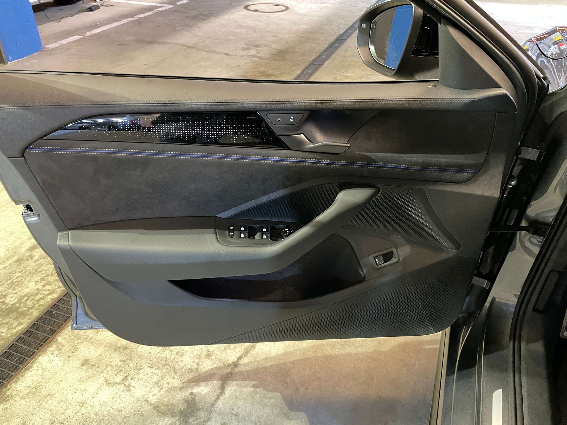 VW Passat Variant 2.0 TDI evo R-Line 4 Motion DSG-image-7