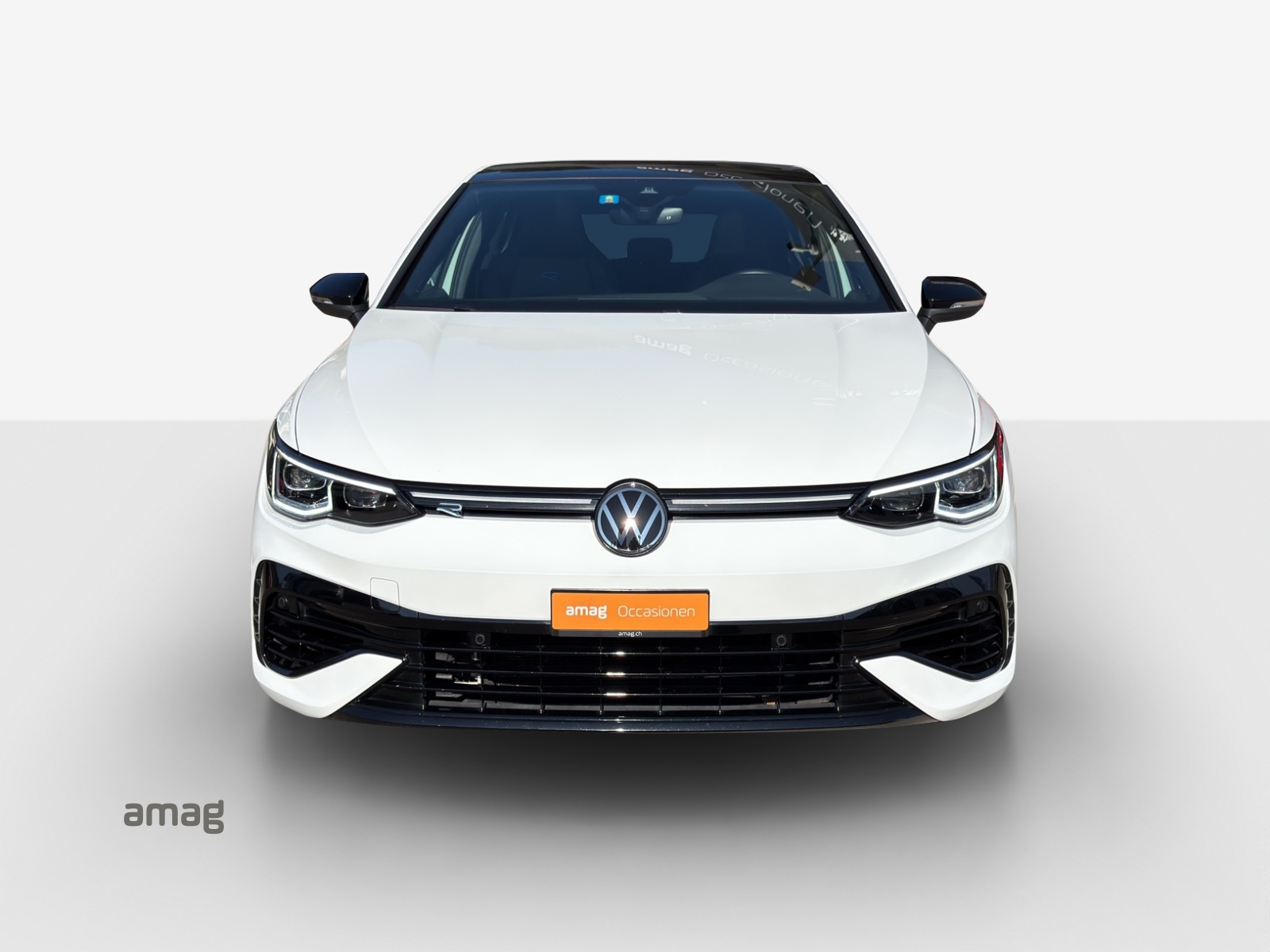 VW Golf 2.0 TSI R DSG 4Motion-image-6