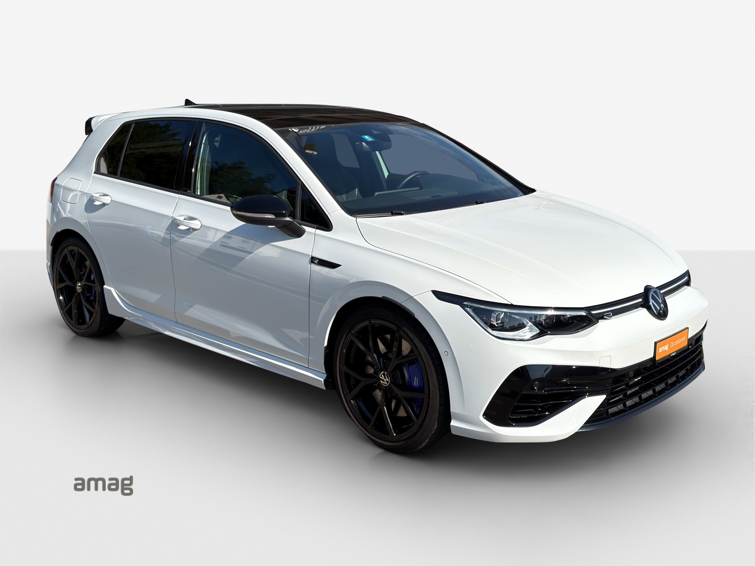 VW Golf 2.0 TSI R DSG 4Motion-image-5