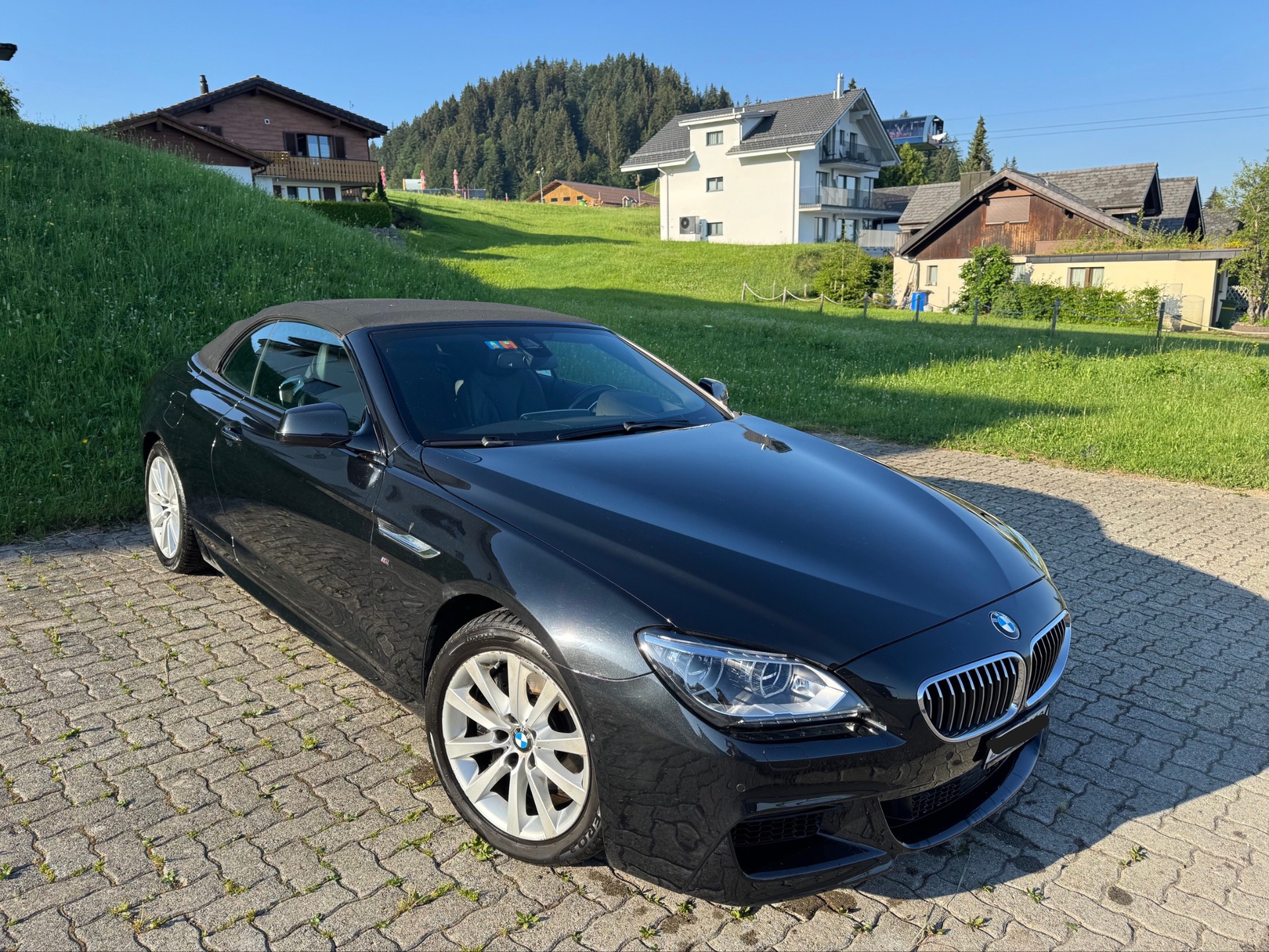 BMW Cabriolet 640i xDrive M-Sport Edition-image-0