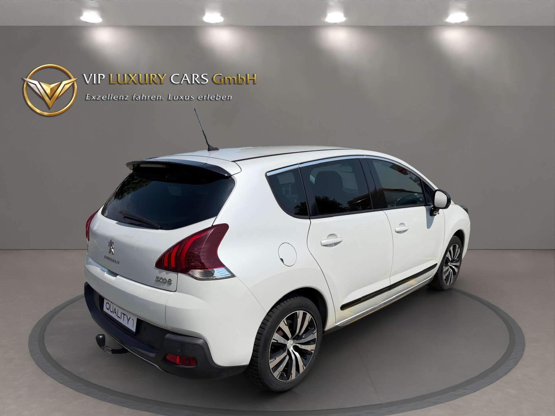 PEUGEOT 3008 HYbrid4 2.0 HDI ETG6-image-5
